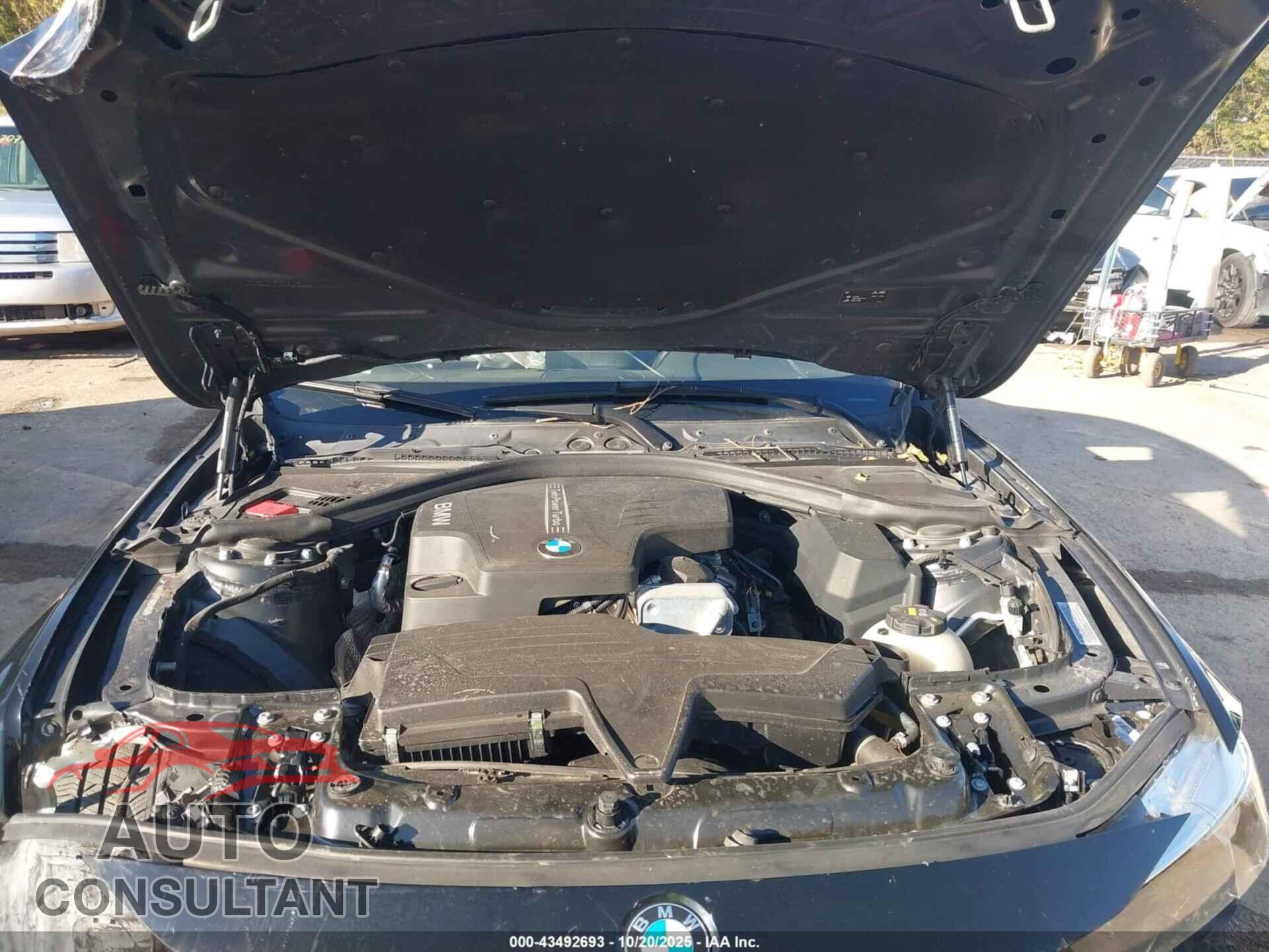 BMW 320I 2016 - WBA8A9C52GK615852