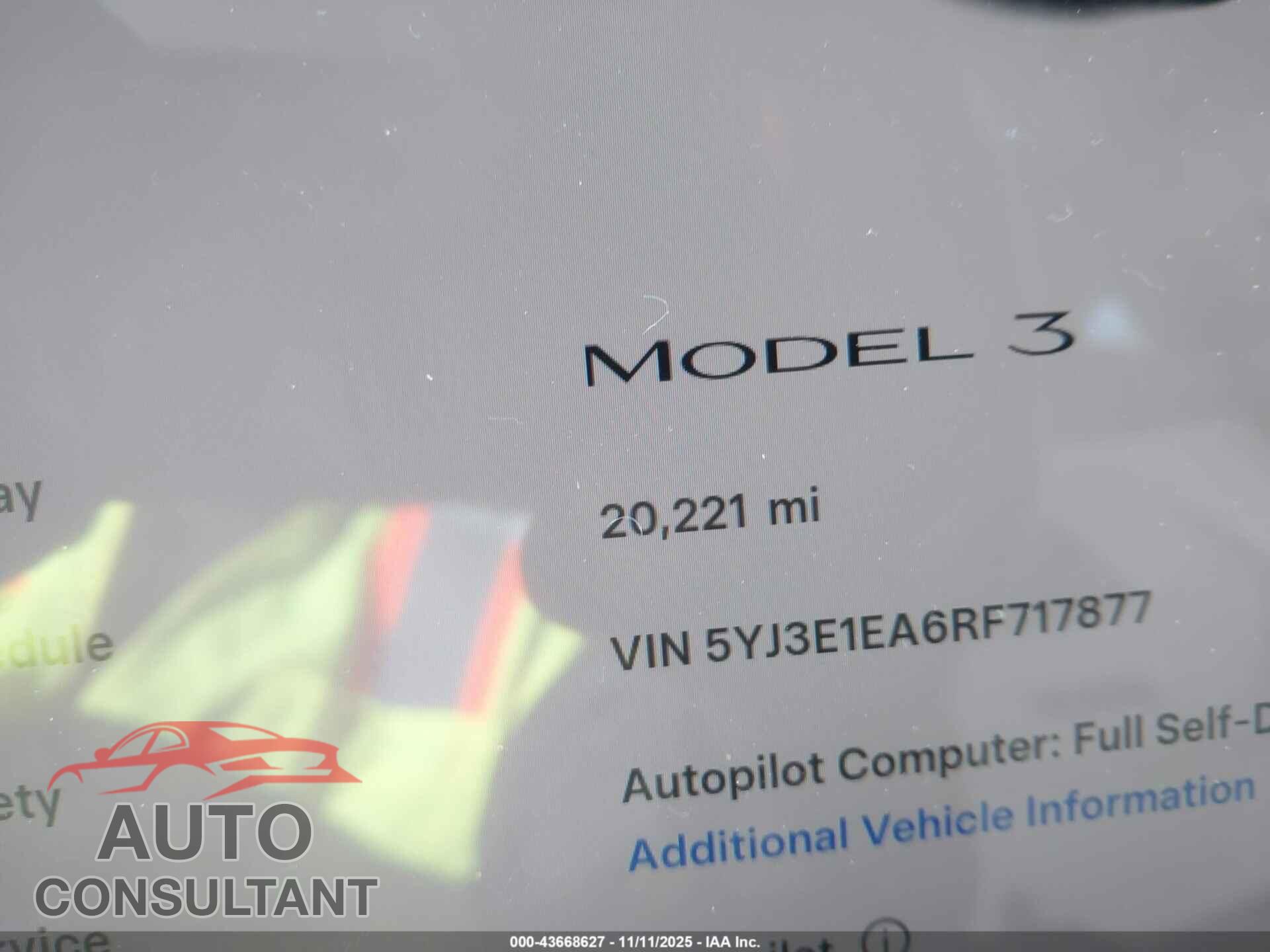 TESLA MODEL 3 2024 - 5YJ3E1EA6RF717877