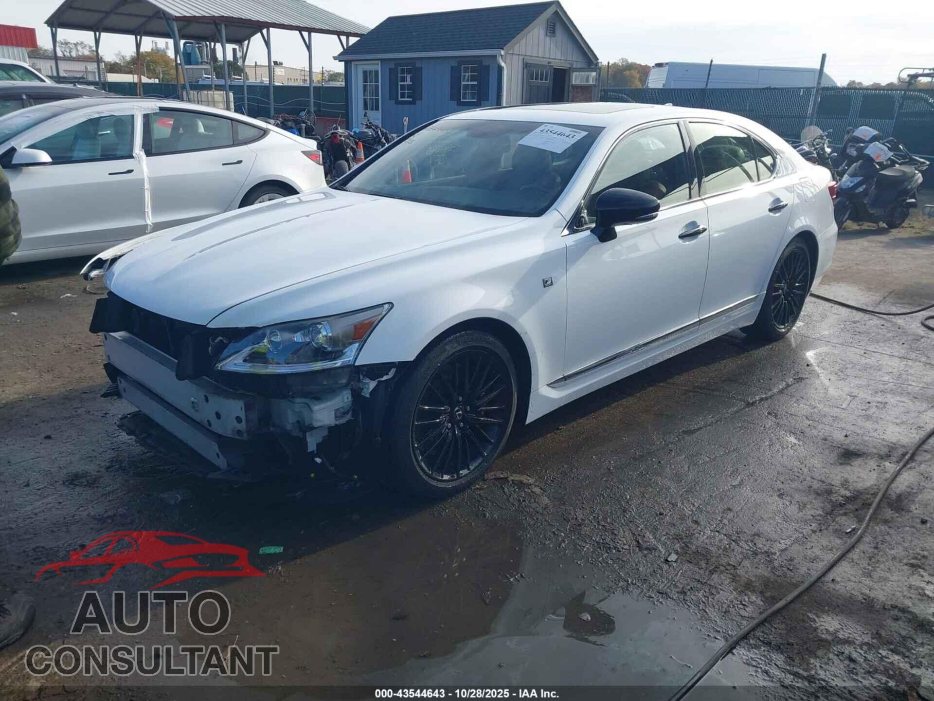 LEXUS LS 460 2015 - JTHCL5EF9F5024449