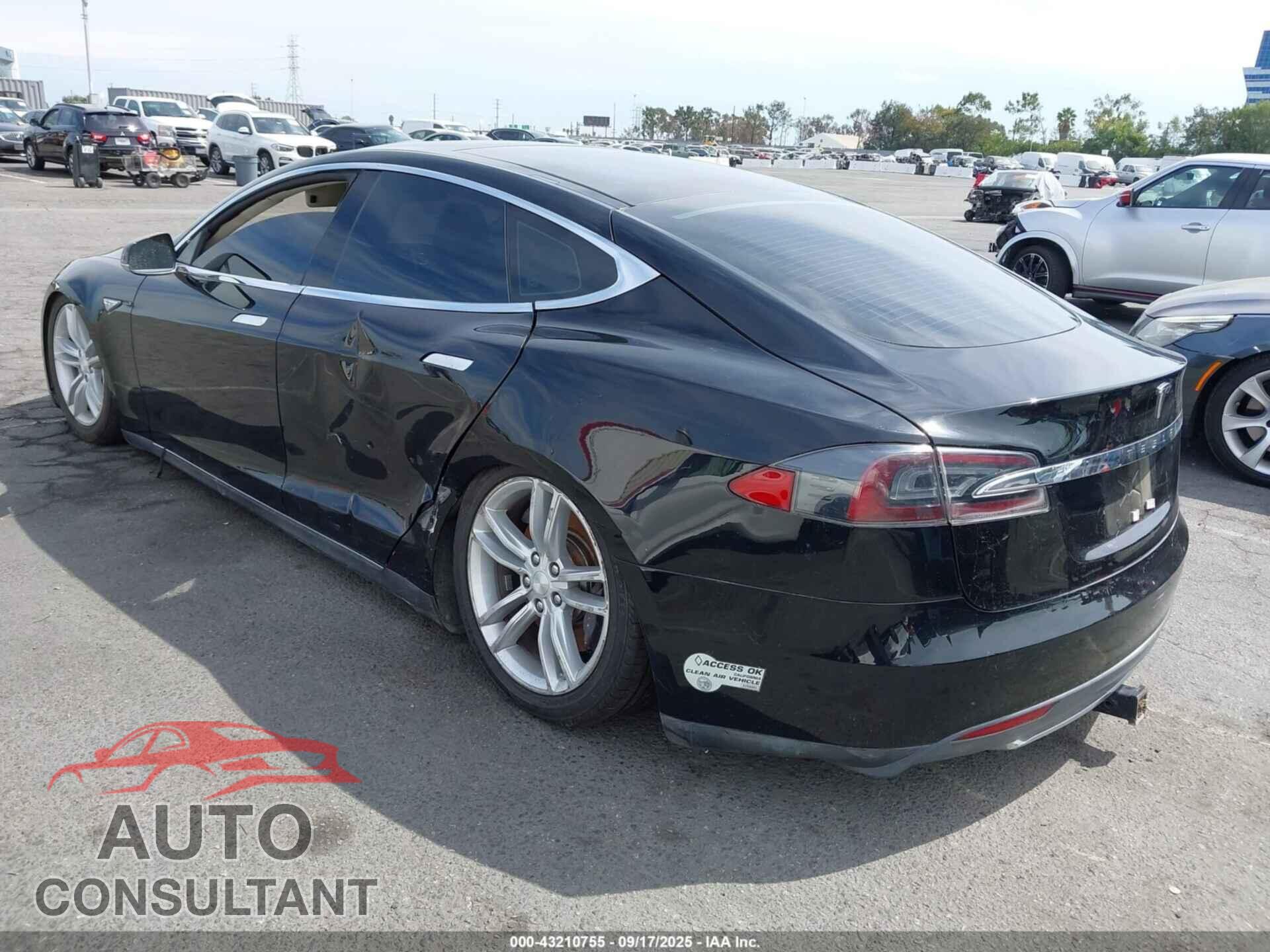 TESLA MODEL S 2013 - 5YJSA1CN2DFP07286