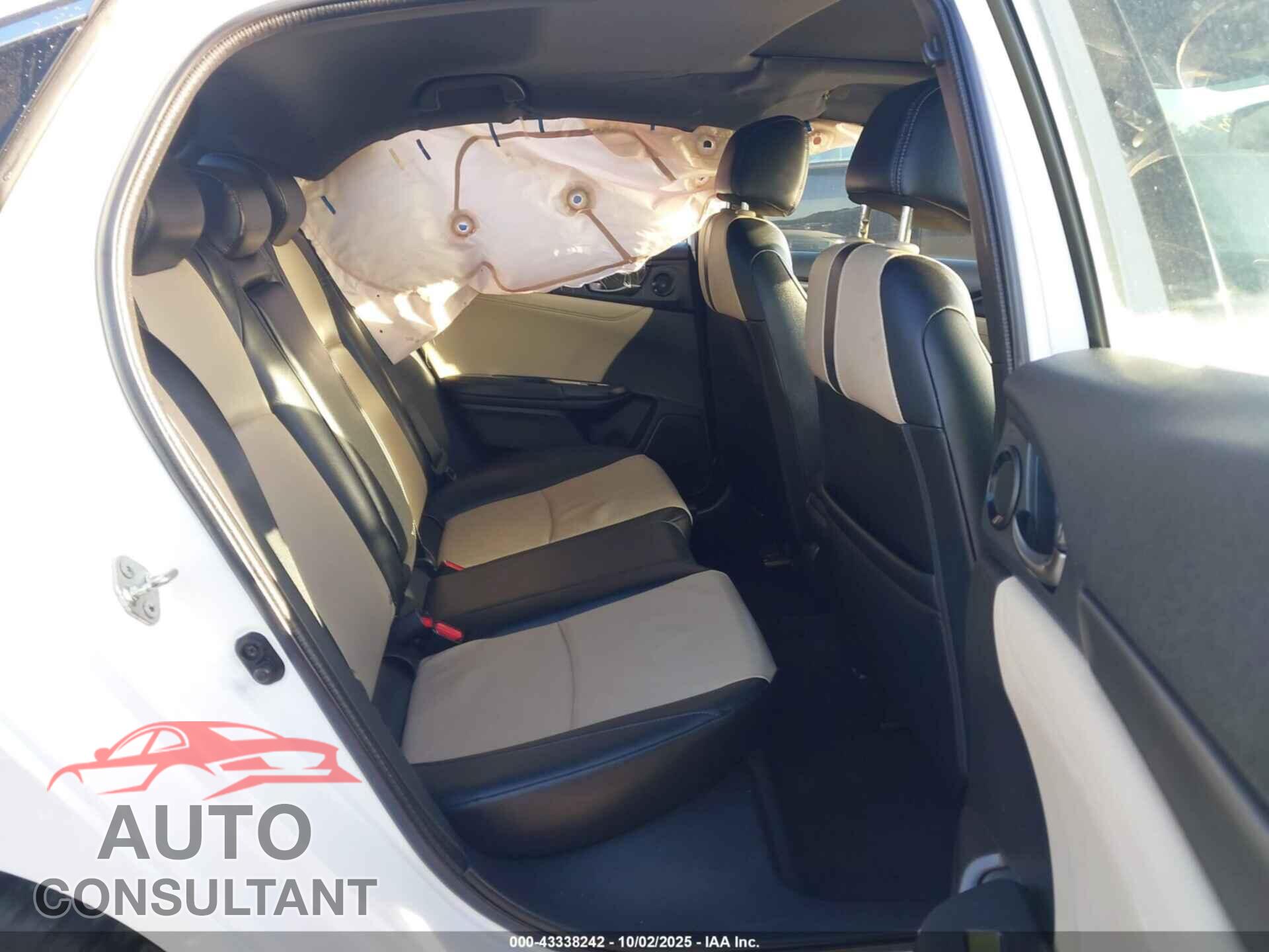 HONDA CIVIC 2017 - SHHFK7H76HU200875