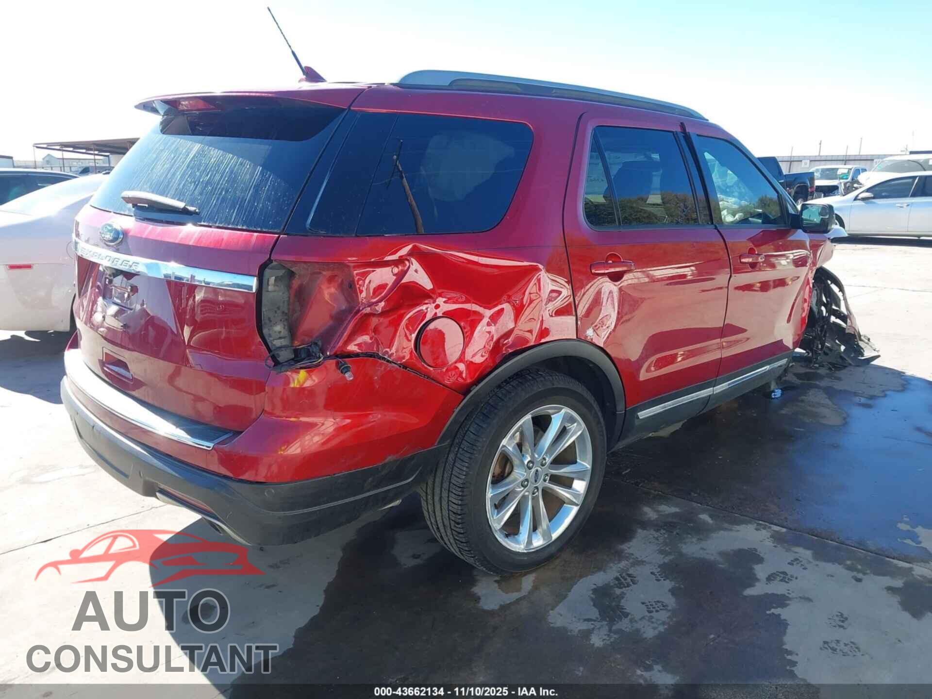 FORD EXPLORER 2018 - 1FM5K7D83JGA45351