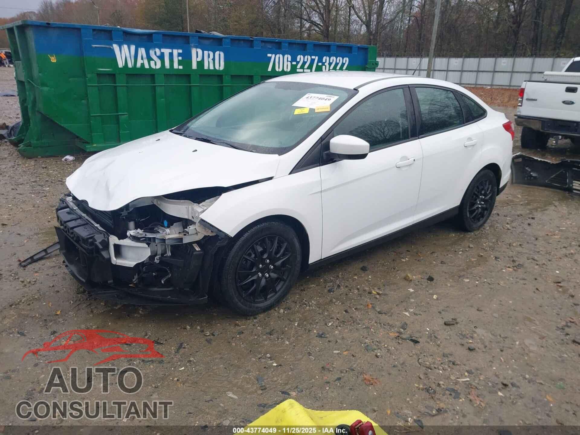 FORD FOCUS 2012 - 1FAHP3F26CL389860