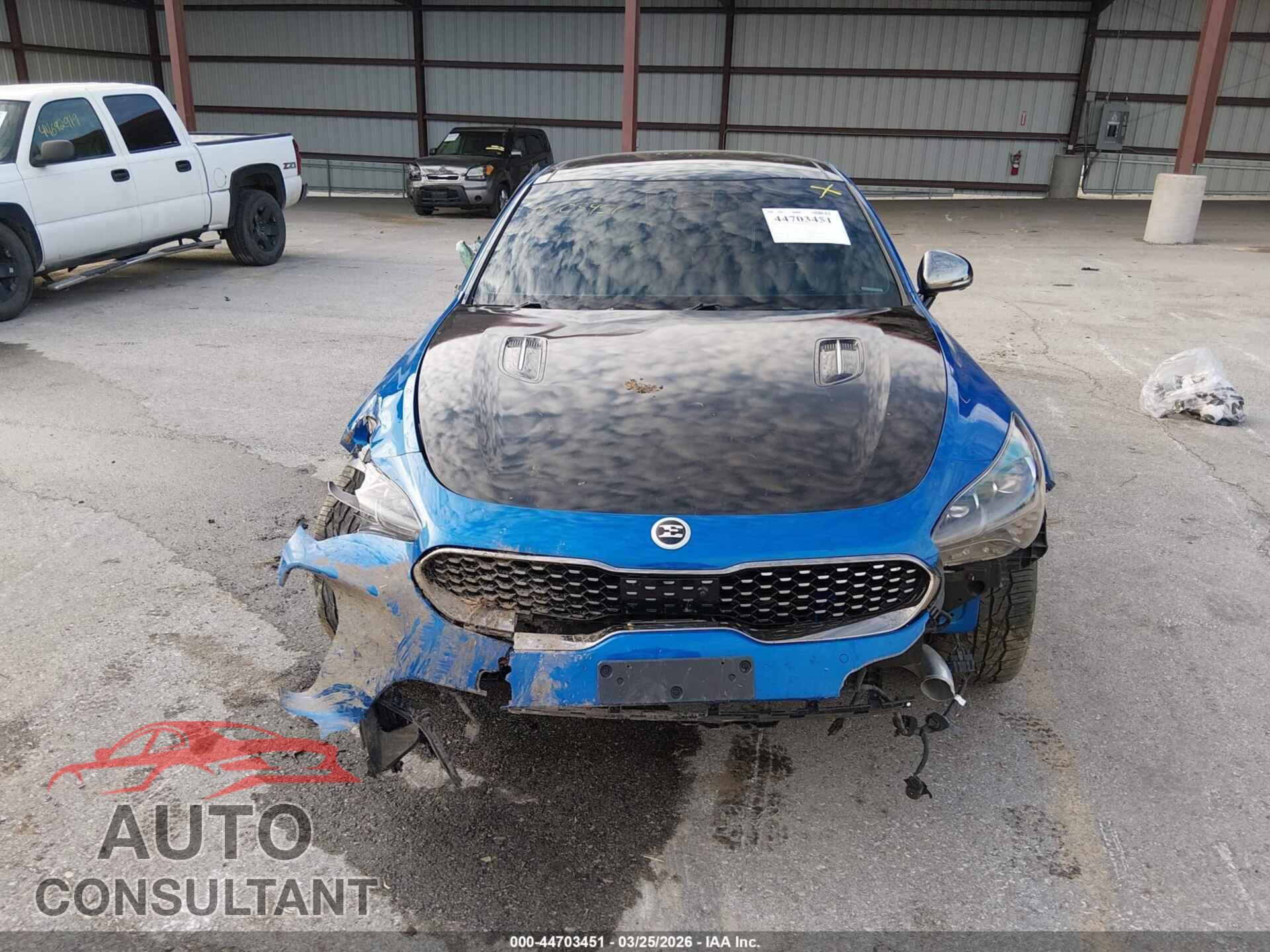 KIA STINGER 2019 - KNAE55LC5K6059181
