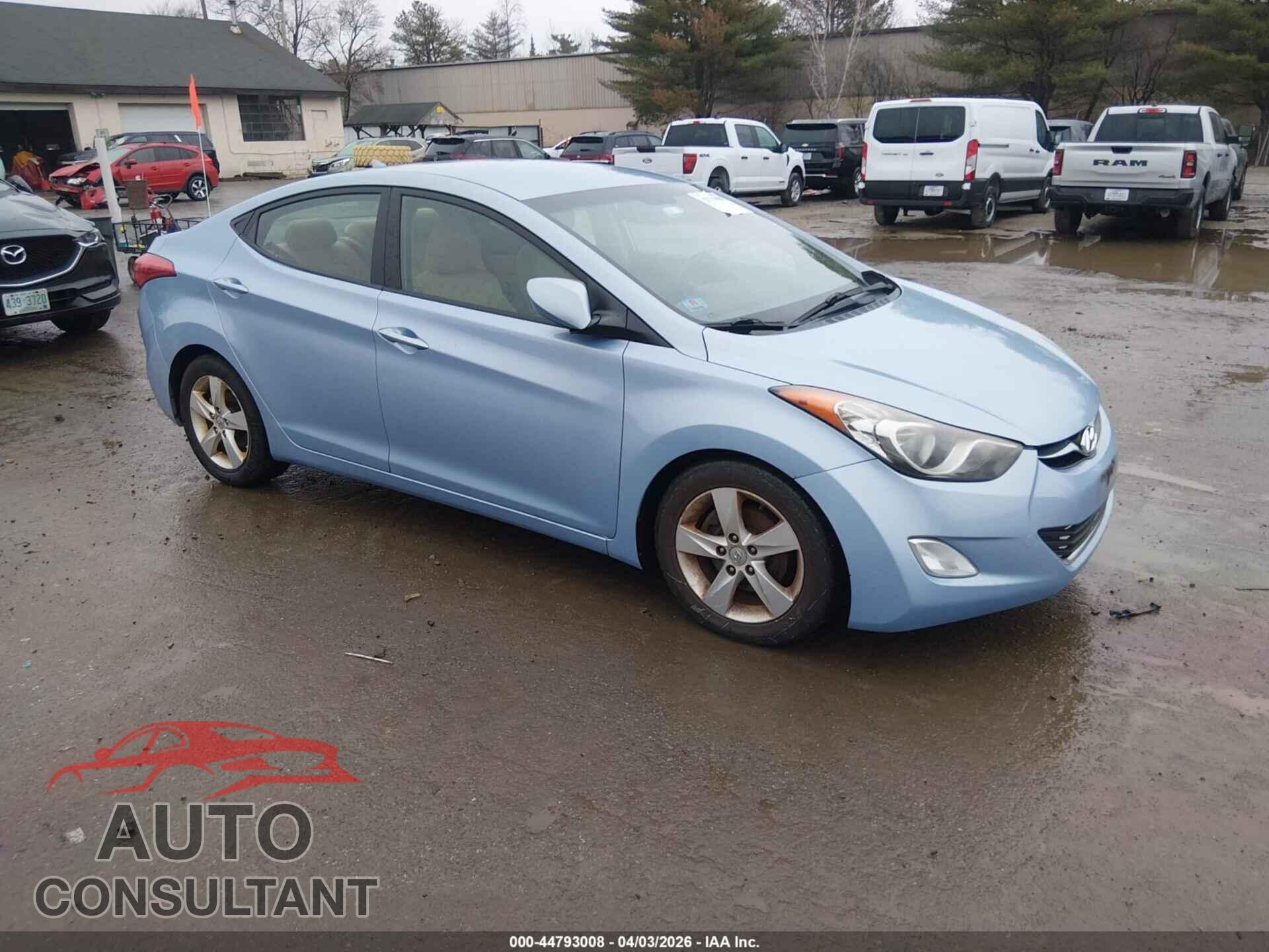 HYUNDAI ELANTRA 2012 - KMHDH4AE8CU439547