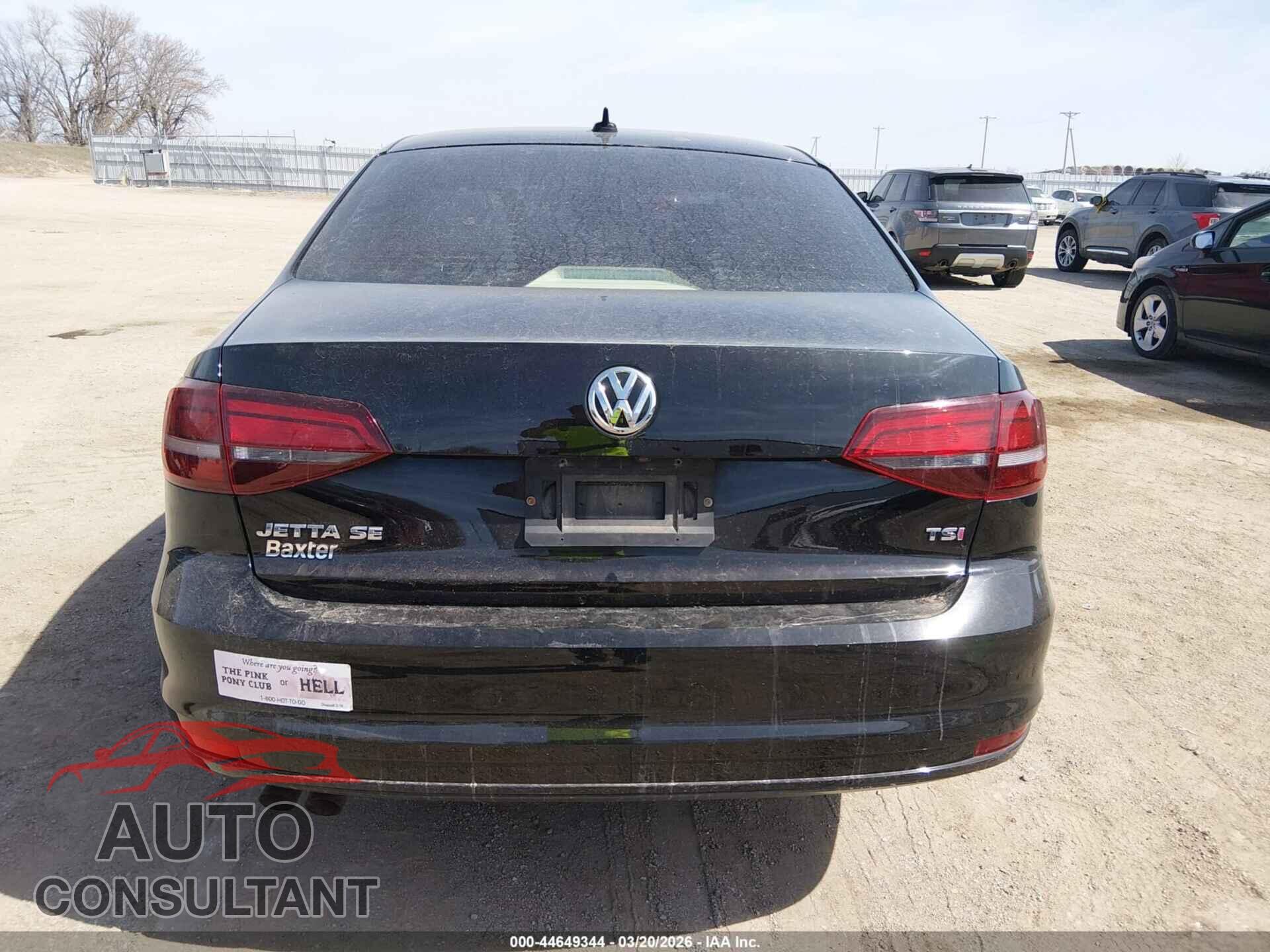 VOLKSWAGEN JETTA 2018 - 3VWDB7AJ1JM211375