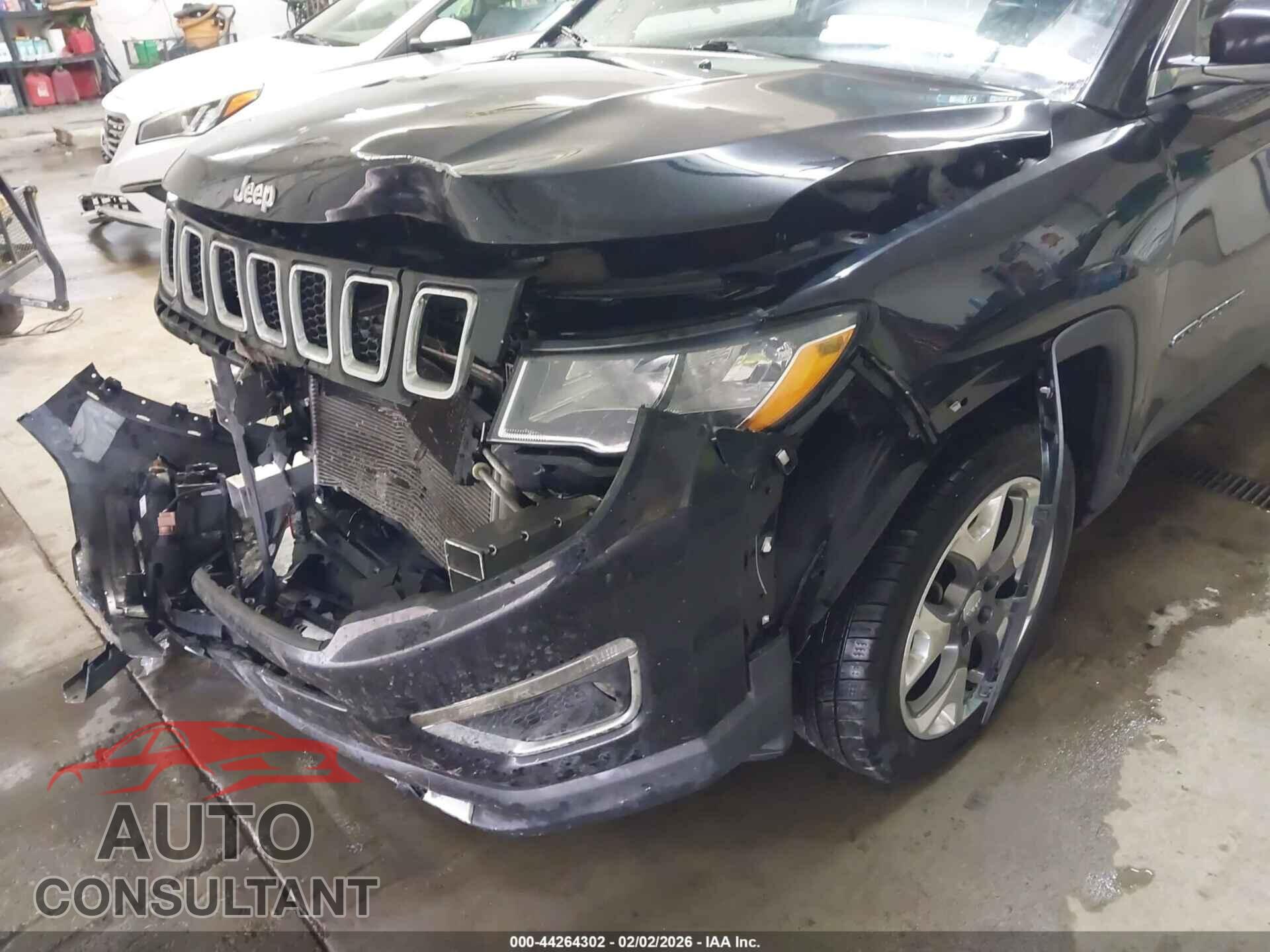 JEEP COMPASS 2020 - 3C4NJDCB0LT250241