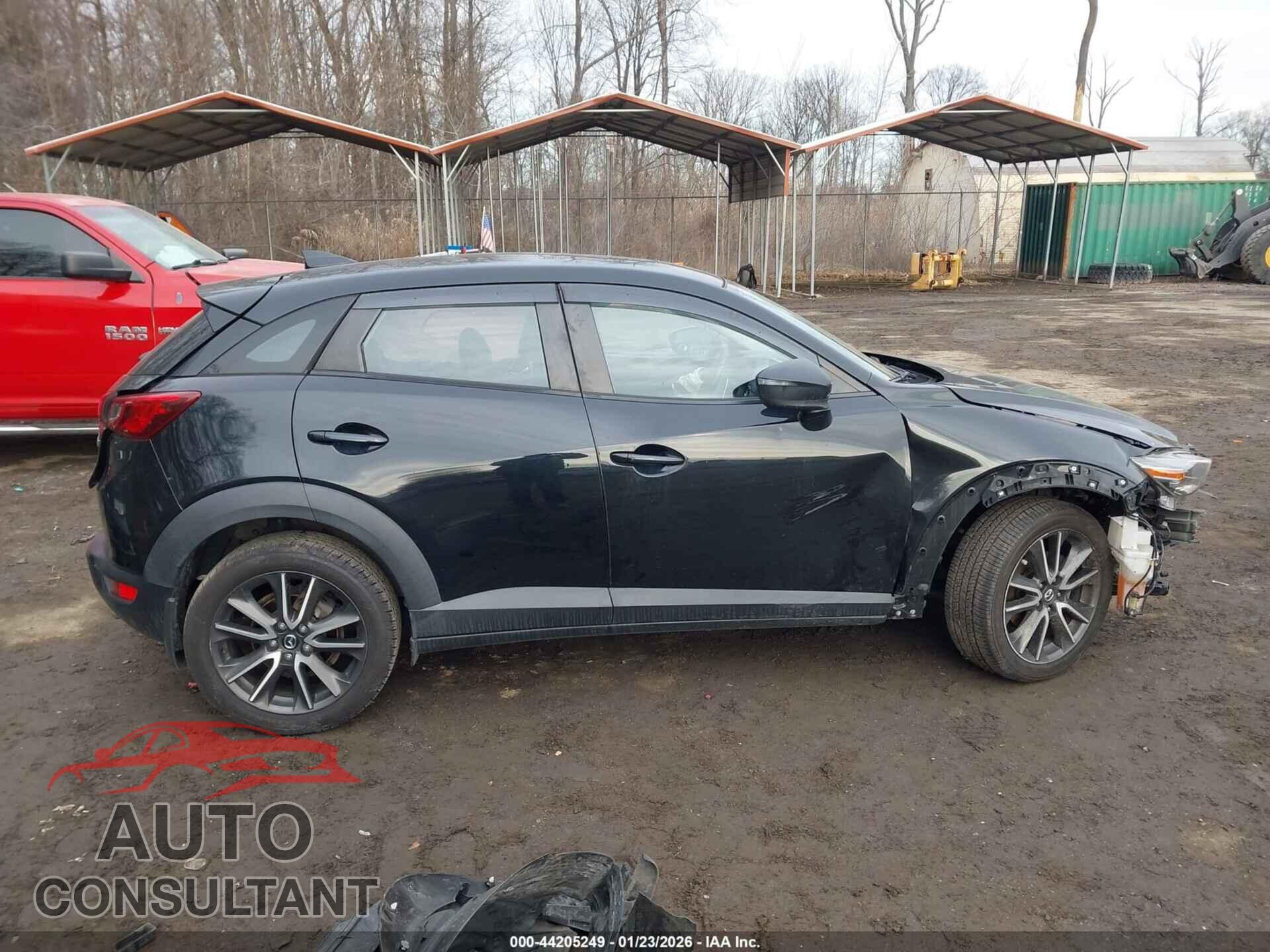 MAZDA CX-3 2017 - JM1DKFC72H0141302