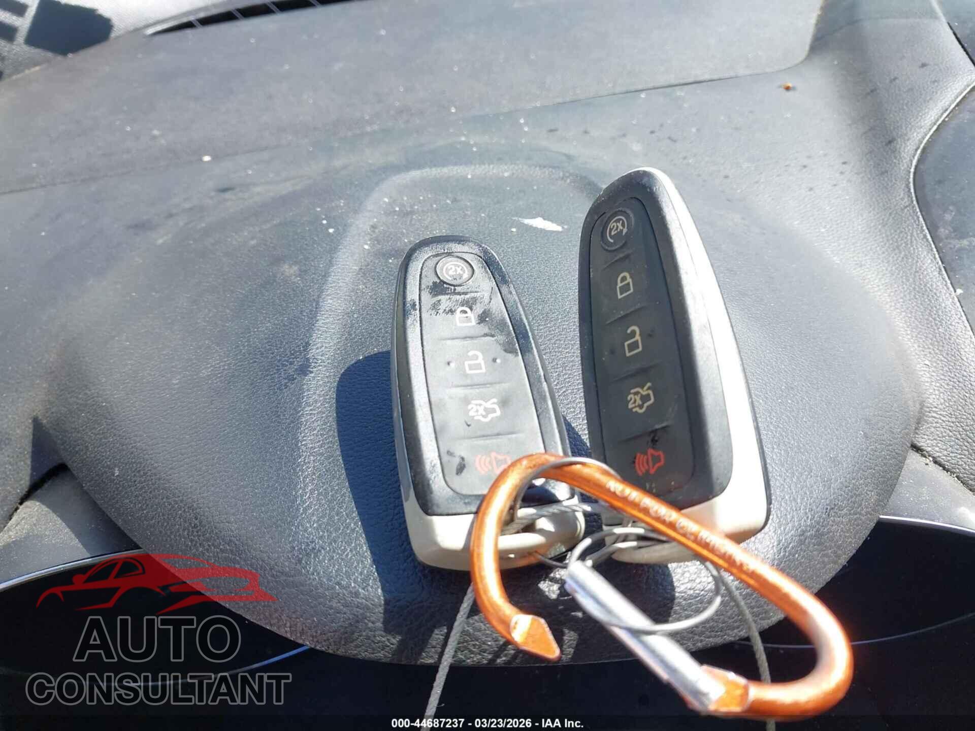 FORD ESCAPE 2014 - 1FMCU0J99EUD29290