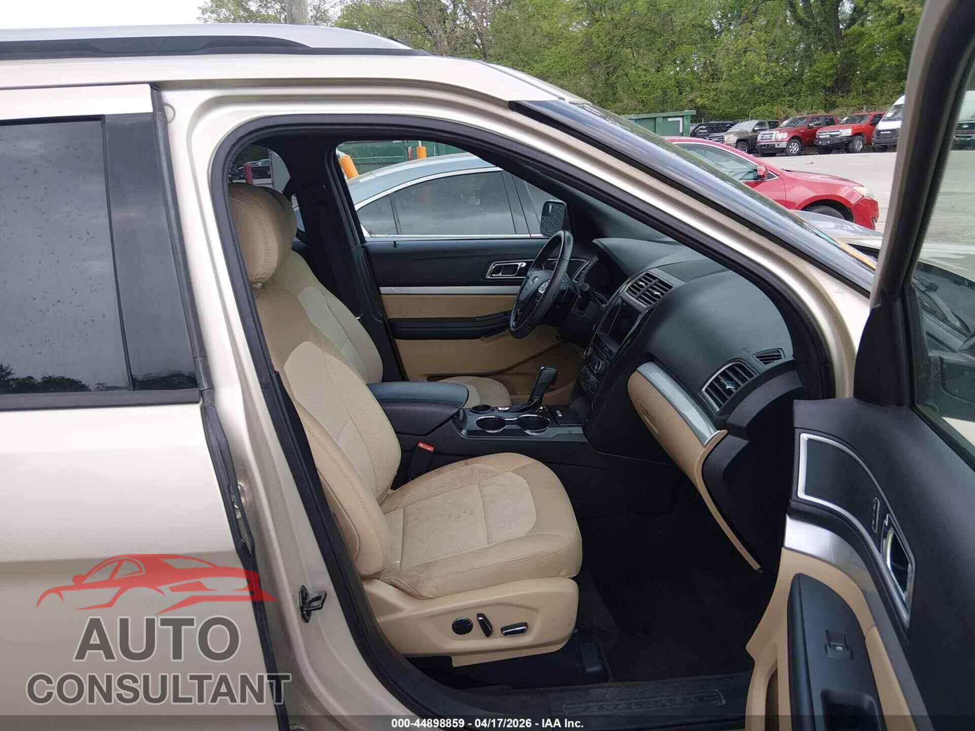 FORD EXPLORER 2017 - 1FM5K7D83HGD36202