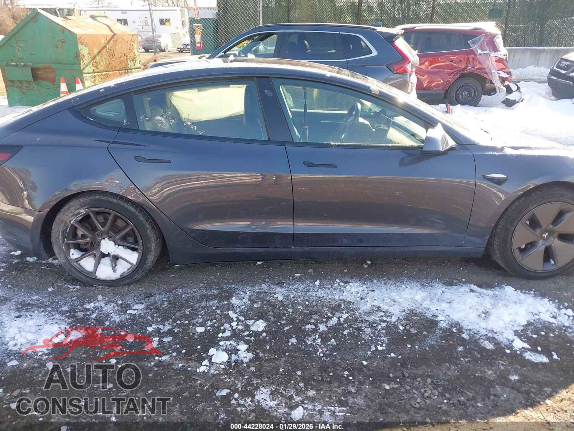 TESLA MODEL 3 2021 - 5YJ3E1EA7MF089076