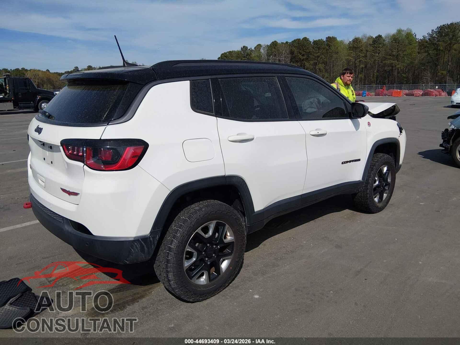 JEEP COMPASS 2018 - 3C4NJDDB6JT137907