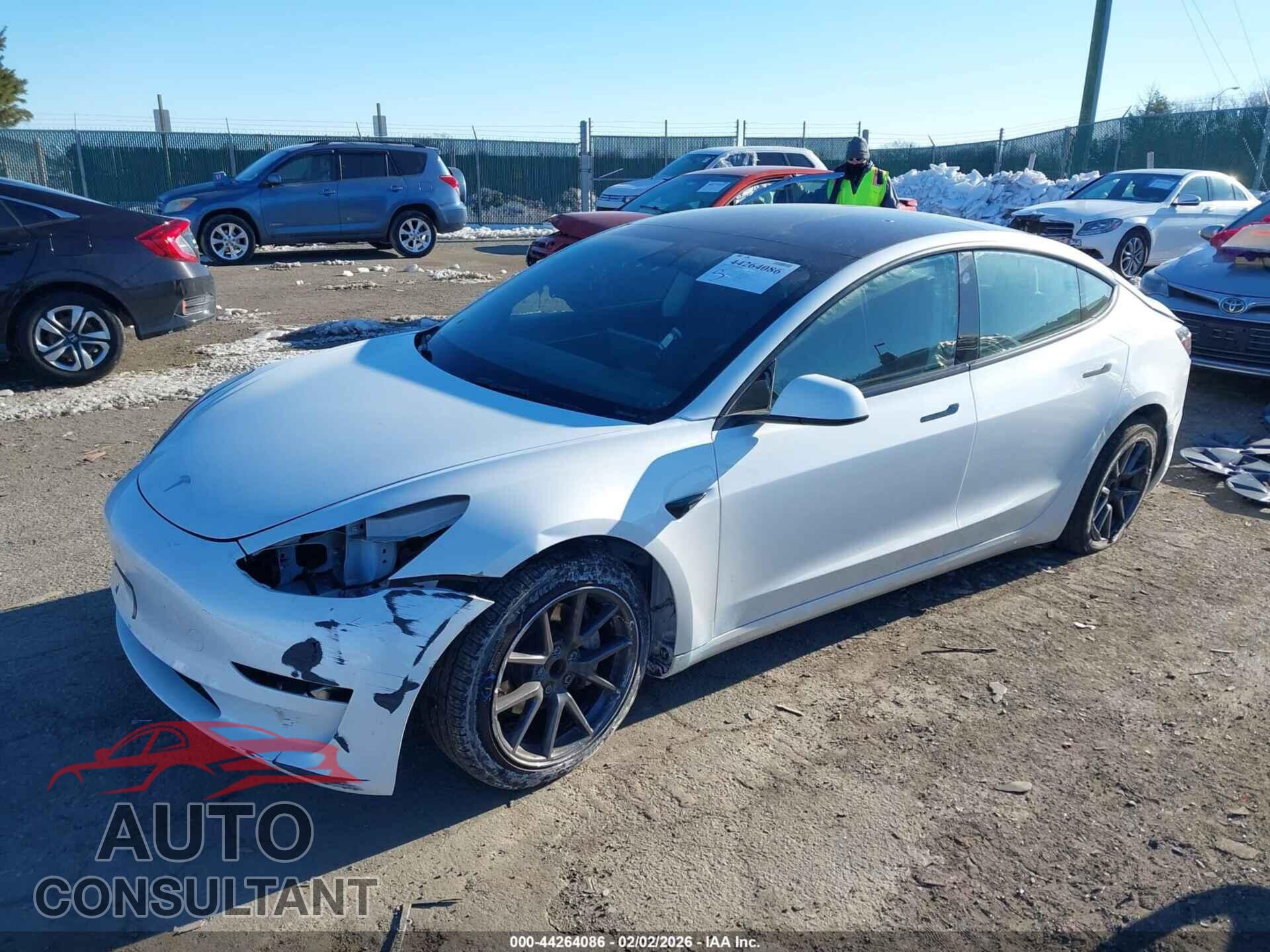 TESLA MODEL 3 2023 - 5YJ3E1EA5PF544446