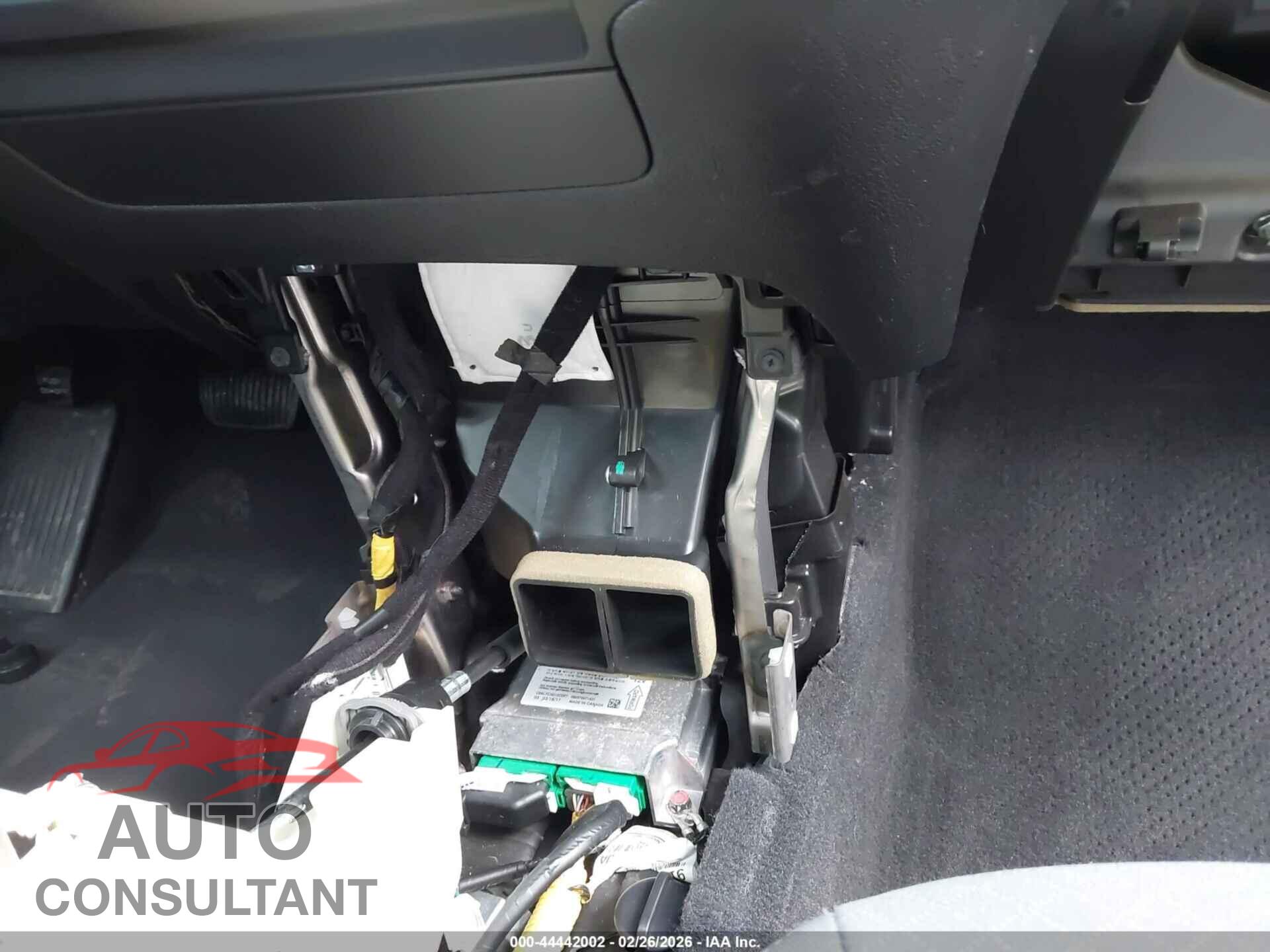 KIA SORENTO 2017 - 5XYPGDA58HG334357