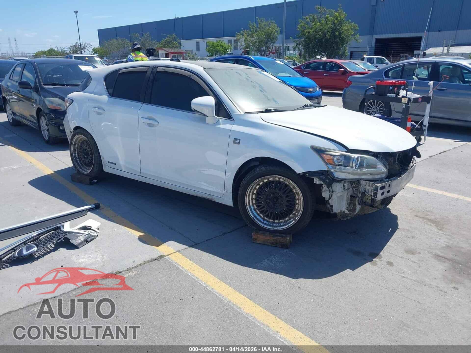 LEXUS CT 200H 2015 - JTHKD5BH4F2250432