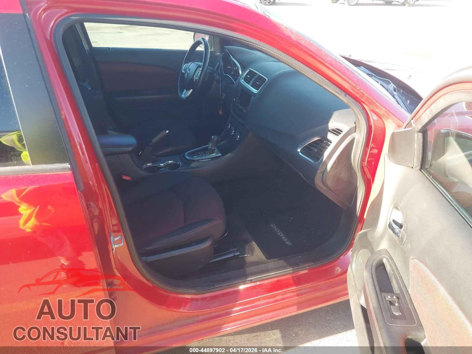 DODGE AVENGER 2011 - 1B3BD1FGXBN574507