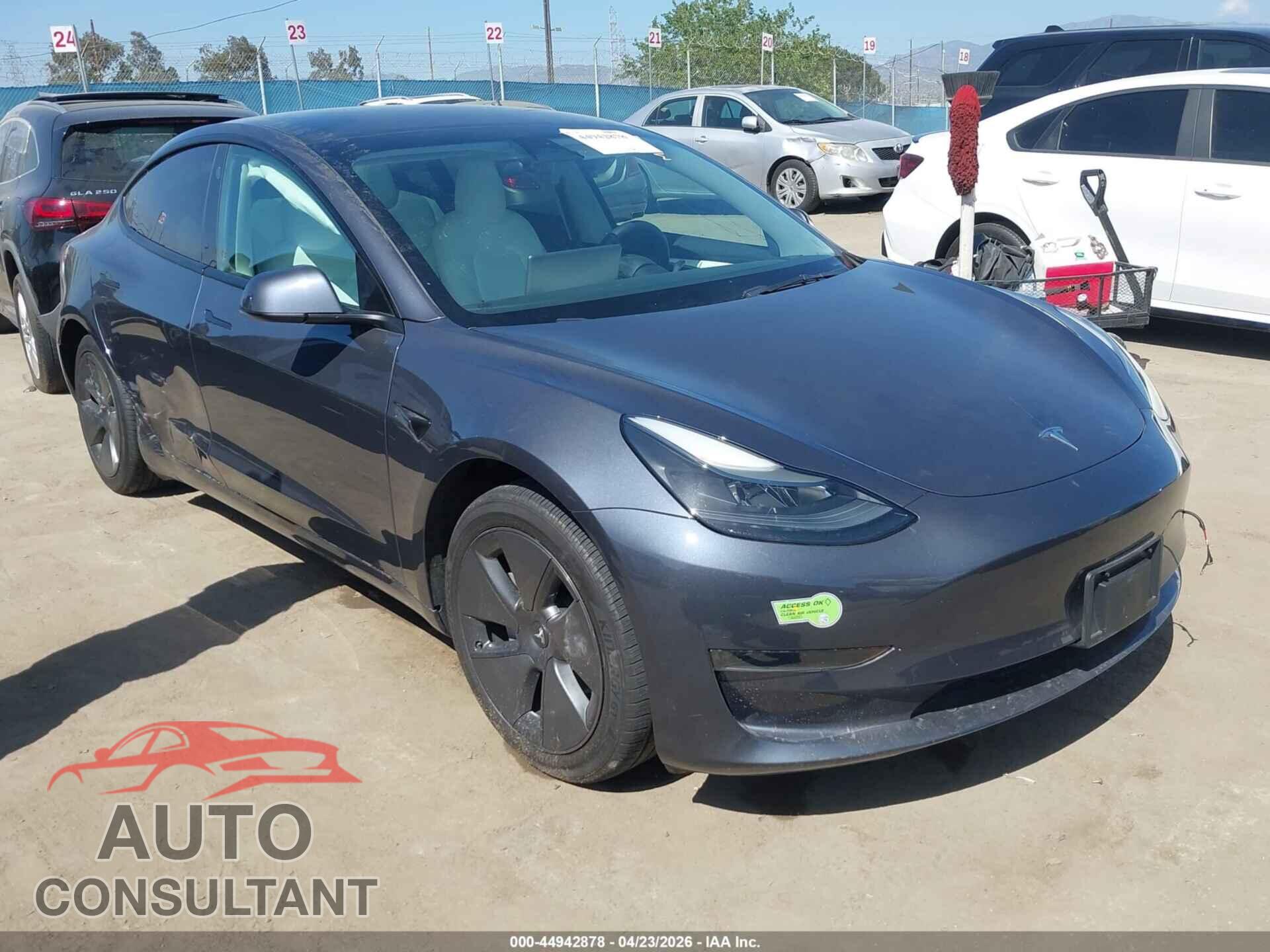 TESLA MODEL 3 2023 - 5YJ3E1EA3PF463896