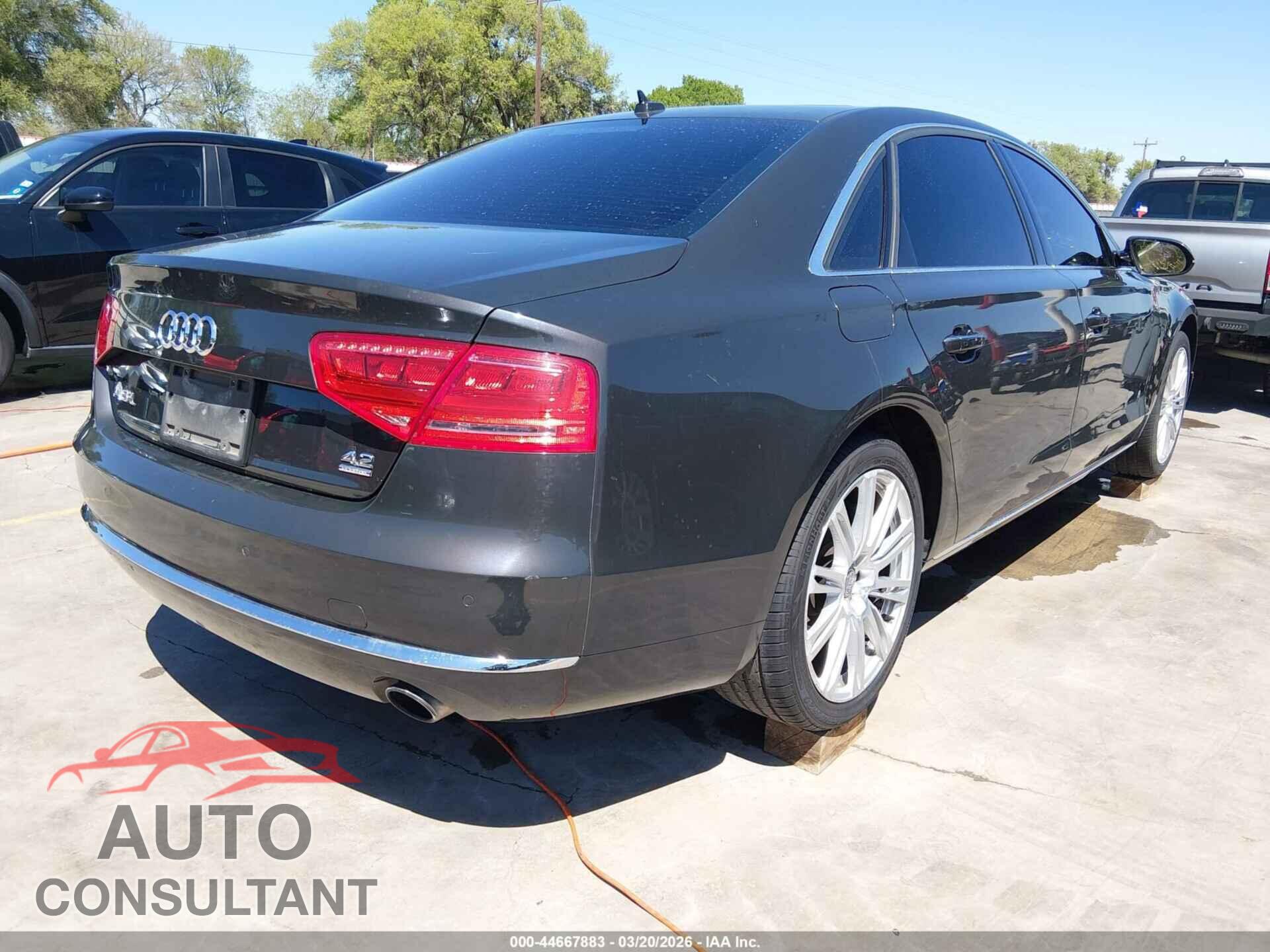 AUDI A8 L 2012 - WAURVAFD5CN006261
