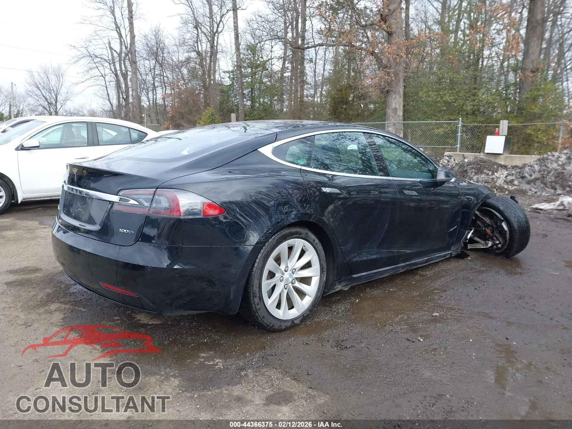 TESLA MODEL S 2018 - 5YJSA1E2XJF295102