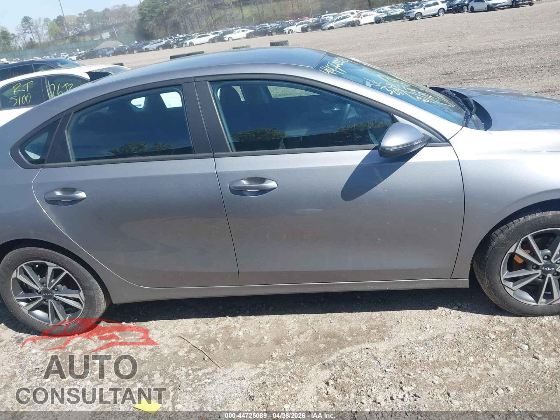 KIA FORTE 2023 - 3KPF24AD3PE632425