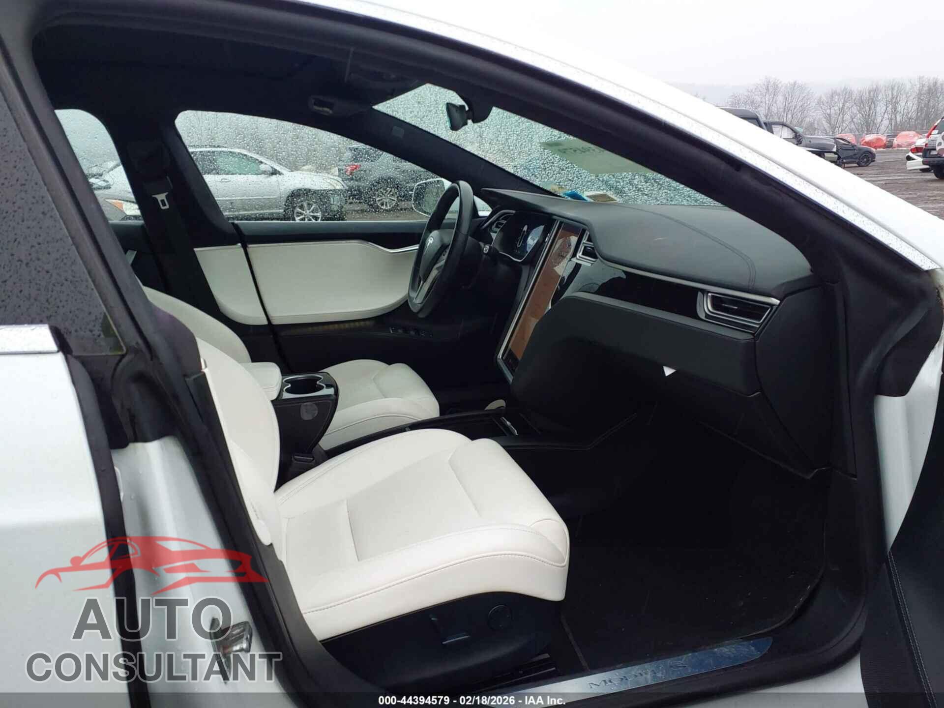 TESLA MODEL S 2018 - 5YJSA1E40JF244872
