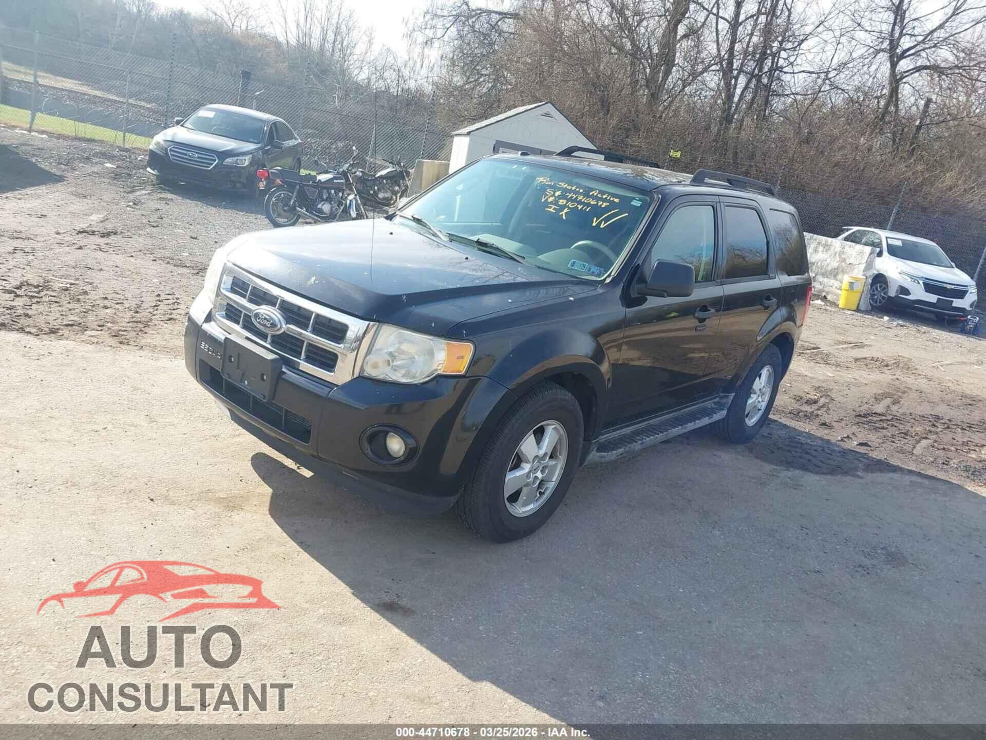 FORD ESCAPE 2010 - 1FMCU0DG7AKB10411