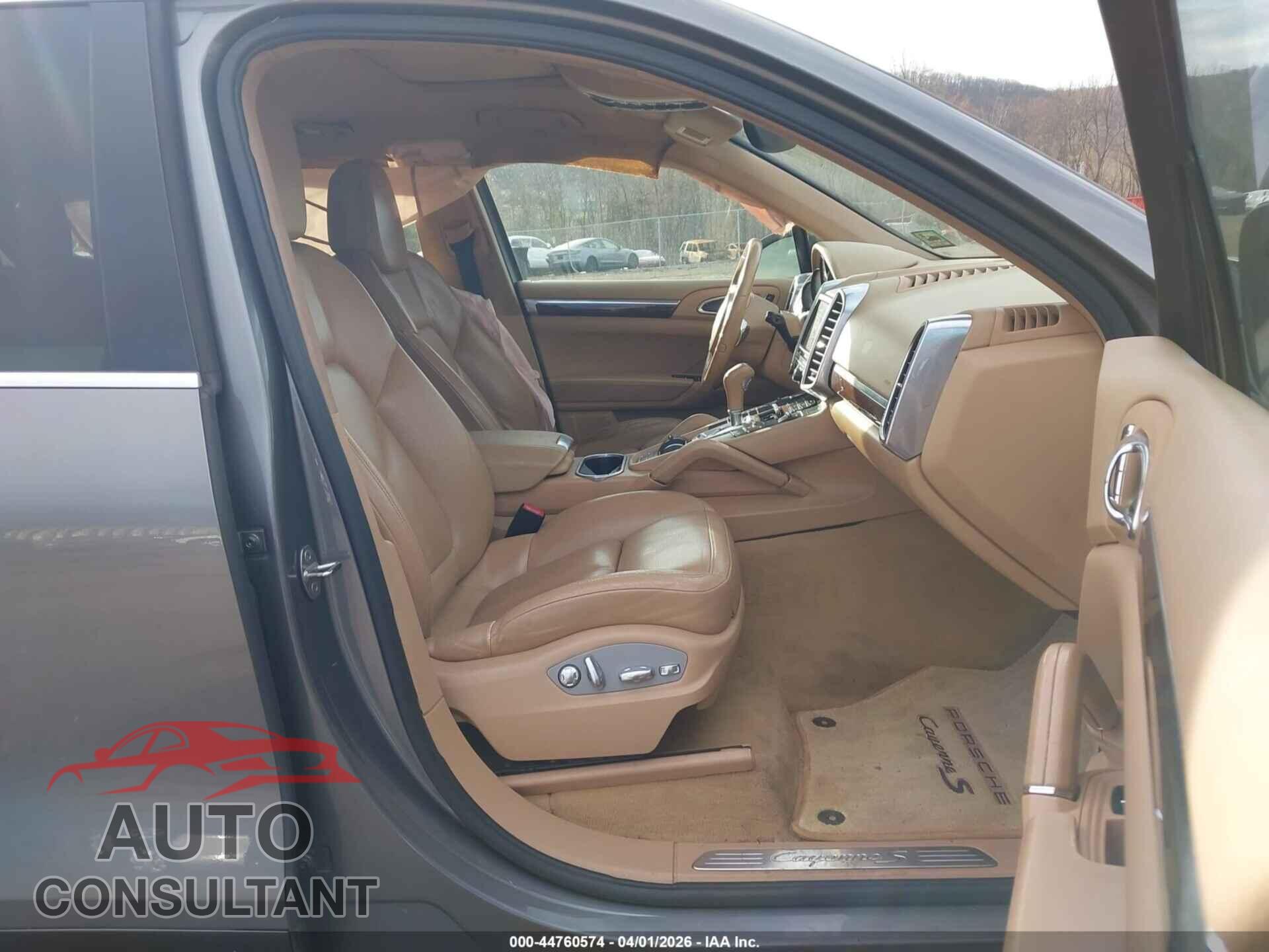PORSCHE CAYENNE 2011 - WP1AB2A22BLA43636