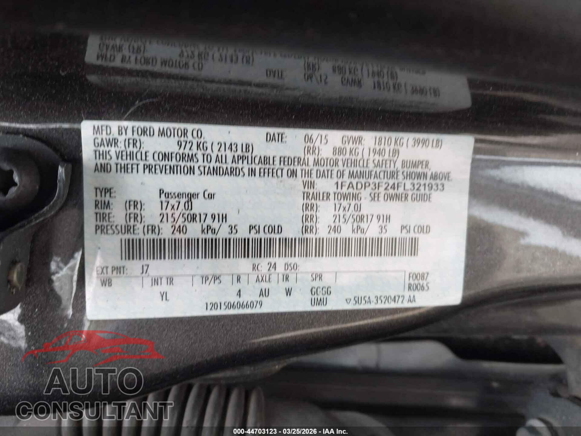FORD FOCUS 2015 - 1FADP3F24FL321933