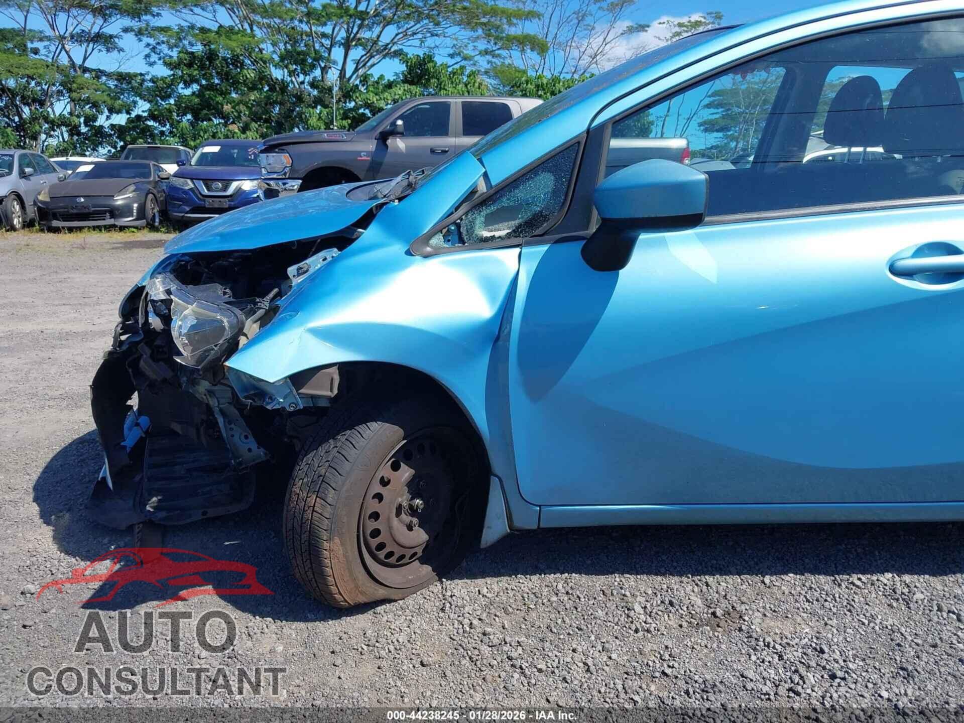 NISSAN VERSA NOTE 2015 - 3N1CE2CP6FL389907
