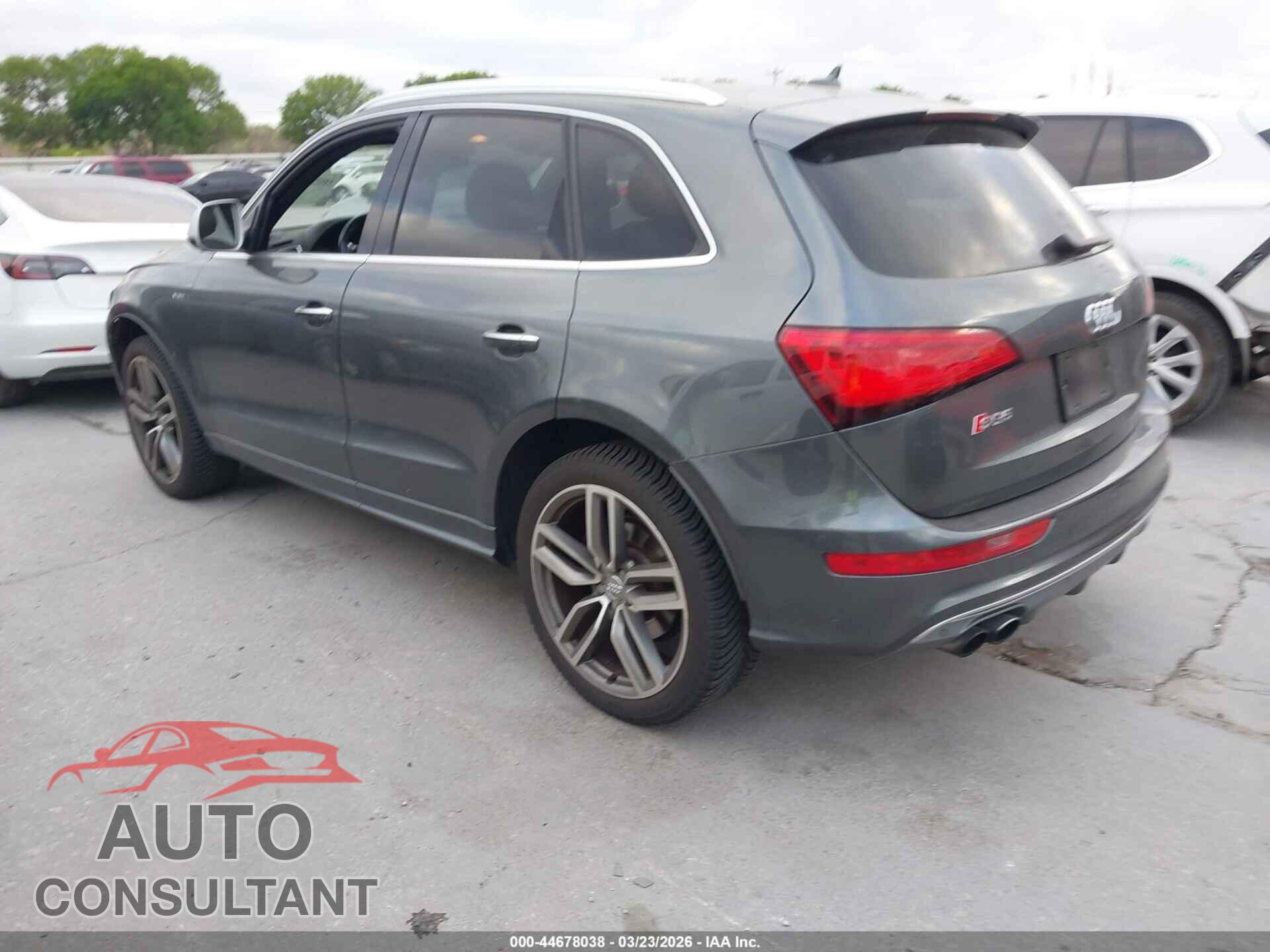 AUDI SQ5 2015 - WA1CGBFP9FA036310
