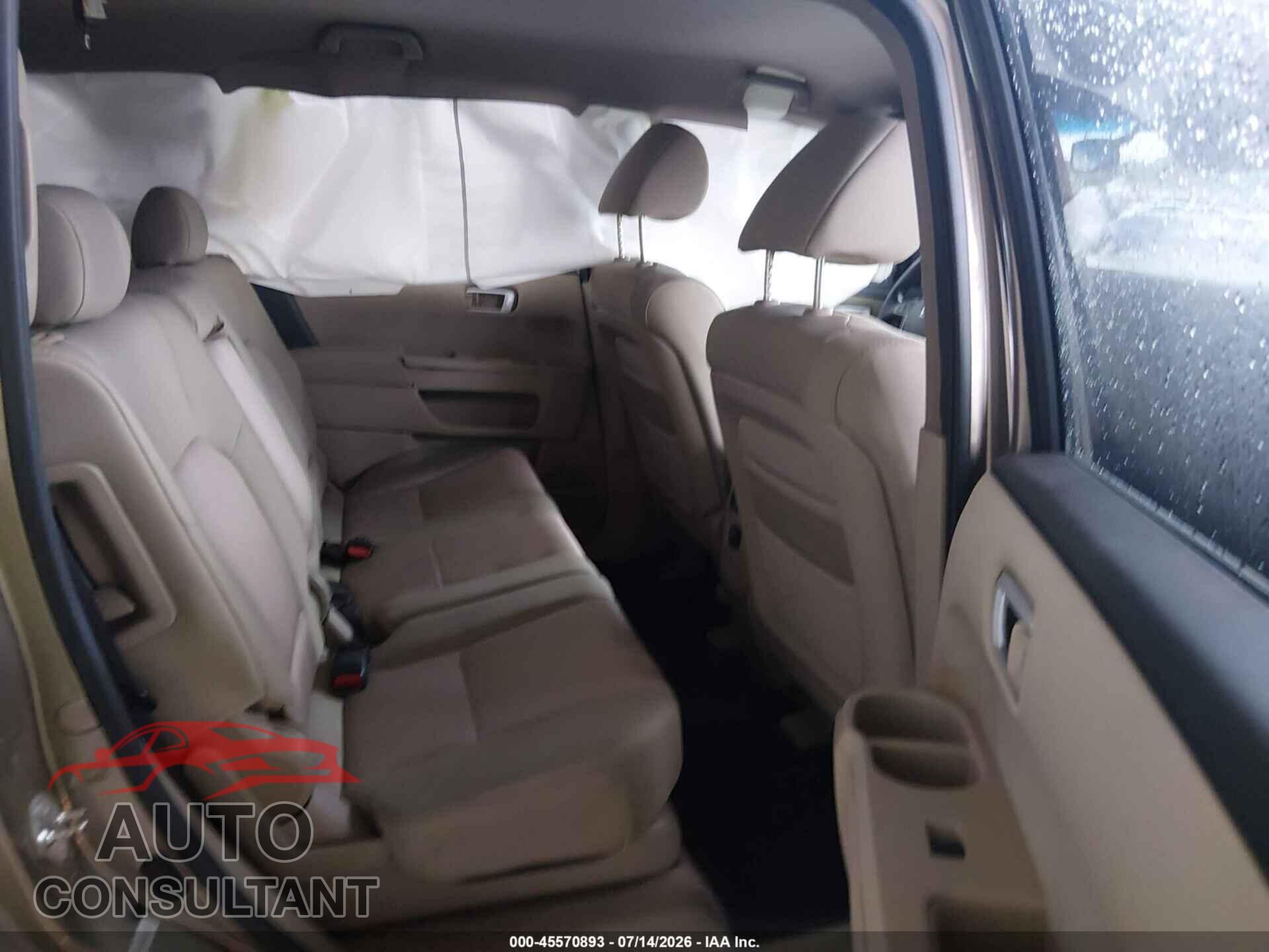 HONDA PILOT 2011 - 5FNYF3H43BB028227