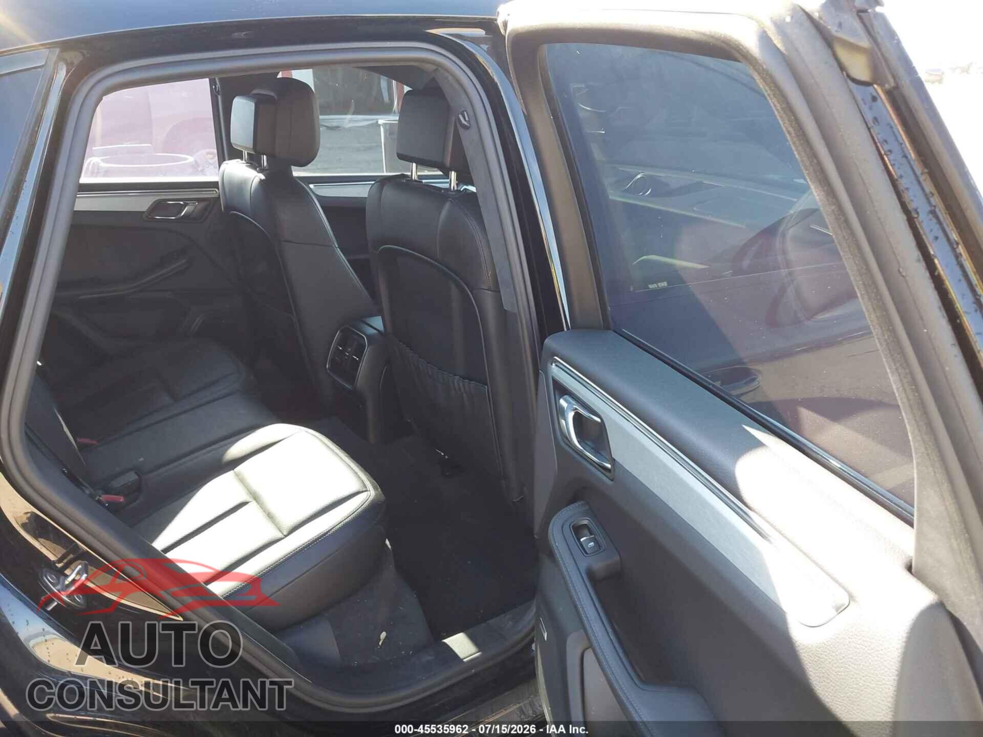 PORSCHE MACAN 2015 - WP1AF2A52FLB98367