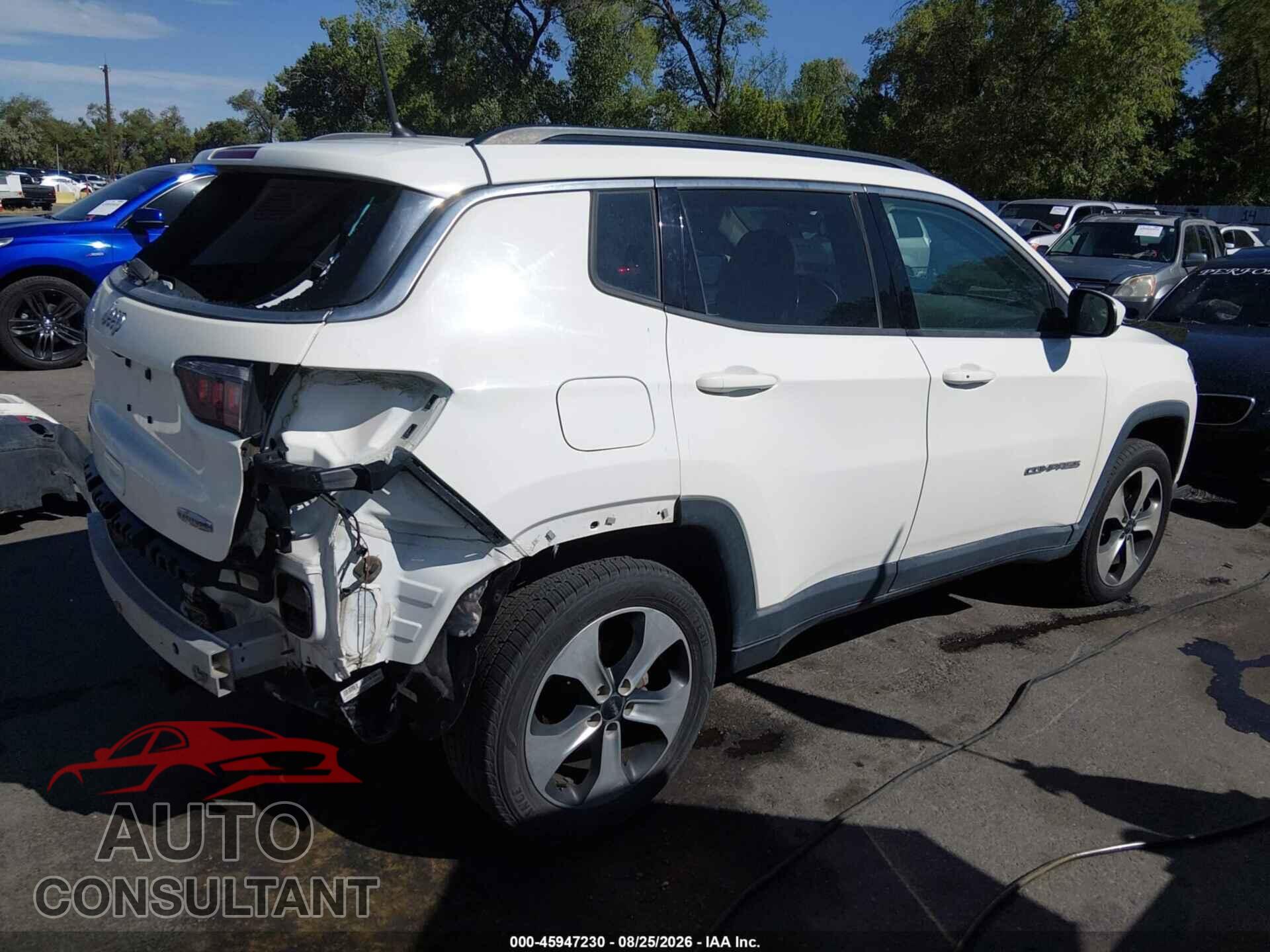 JEEP COMPASS 2018 - 3C4NJDBB7JT180297