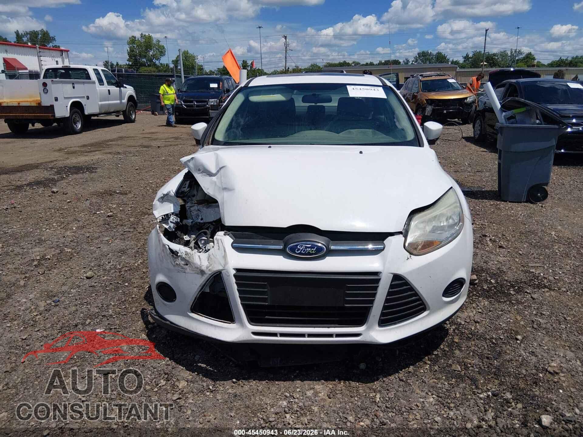 FORD FOCUS 2014 - 1FADP3F26EL405380
