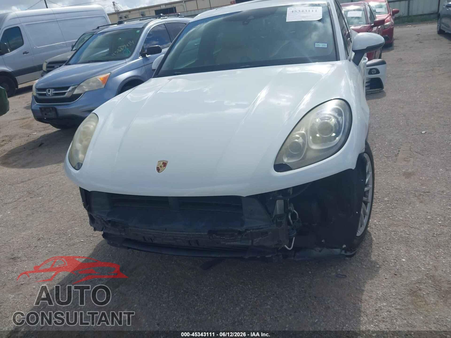 PORSCHE MACAN 2017 - WP1AA2A58HLB00573