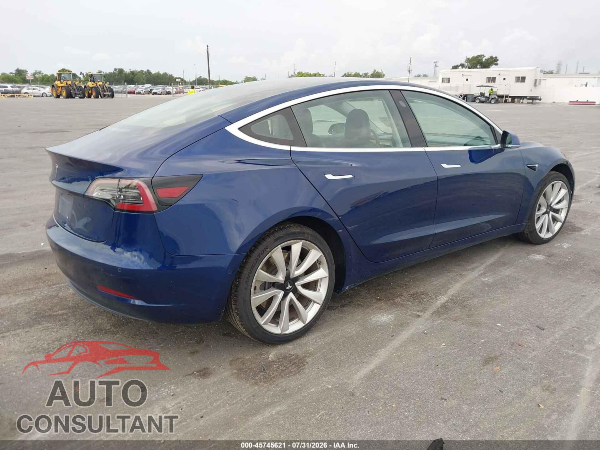 TESLA MODEL 3 2018 - 5YJ3E1EA5JF118313