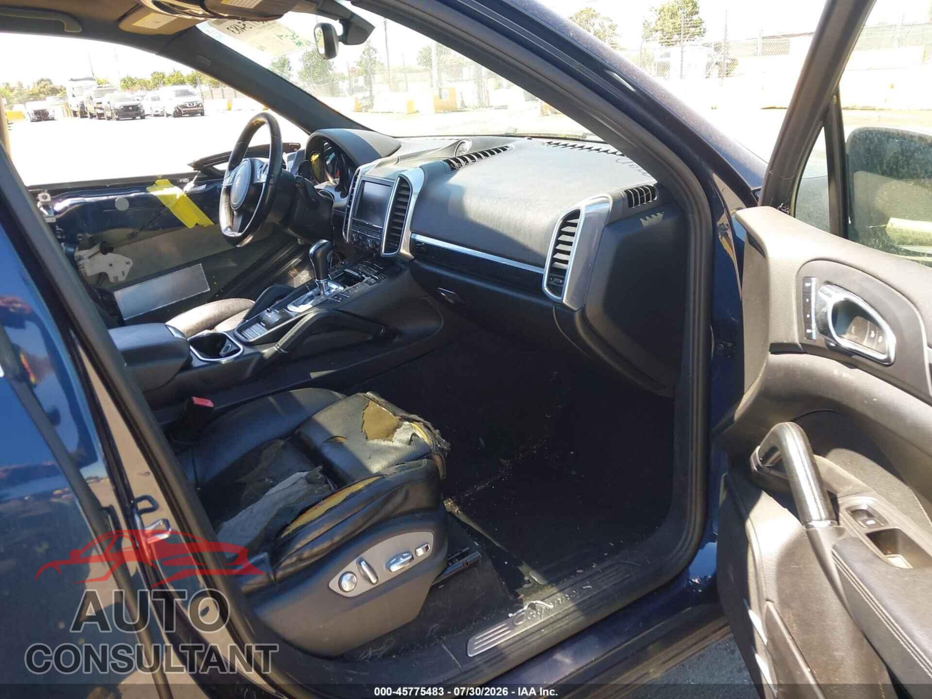 PORSCHE CAYENNE 2012 - WP1AB2A28CLA45120