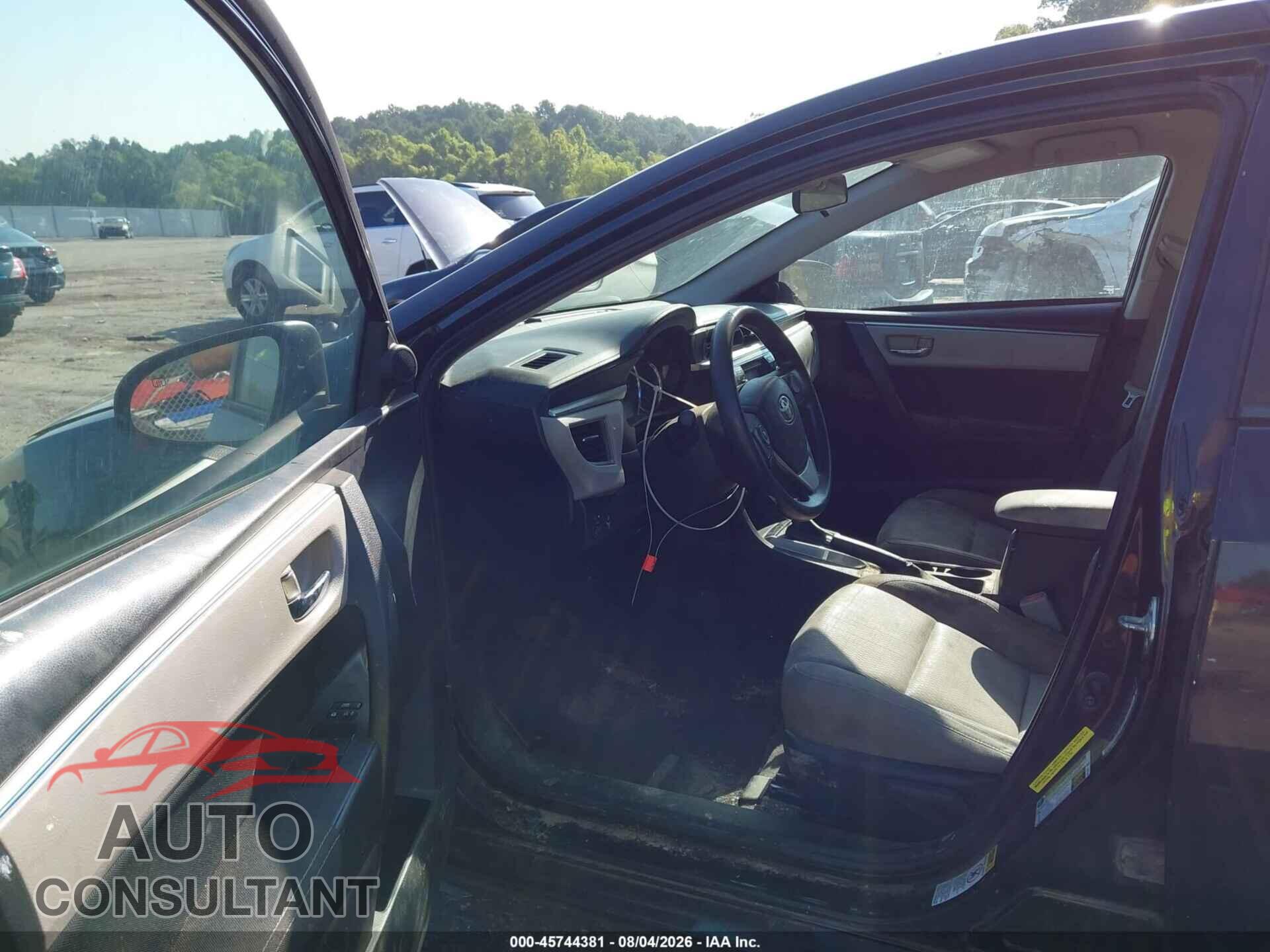 TOYOTA COROLLA 2015 - 5YFBURHE5FP295256