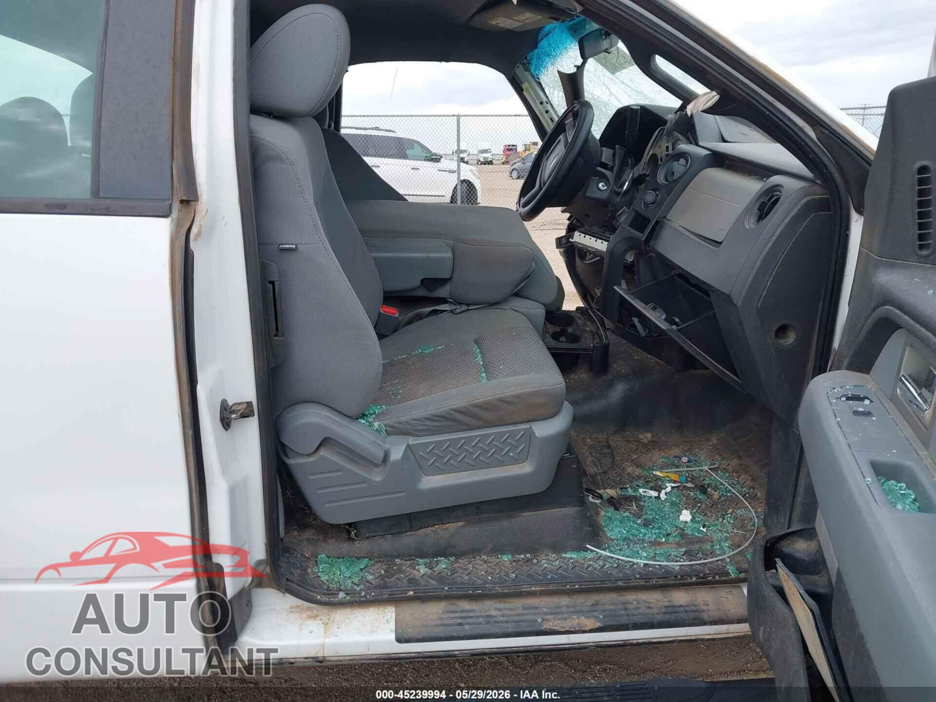 FORD F-150 2011 - 1FTFX1EF8BFC58372