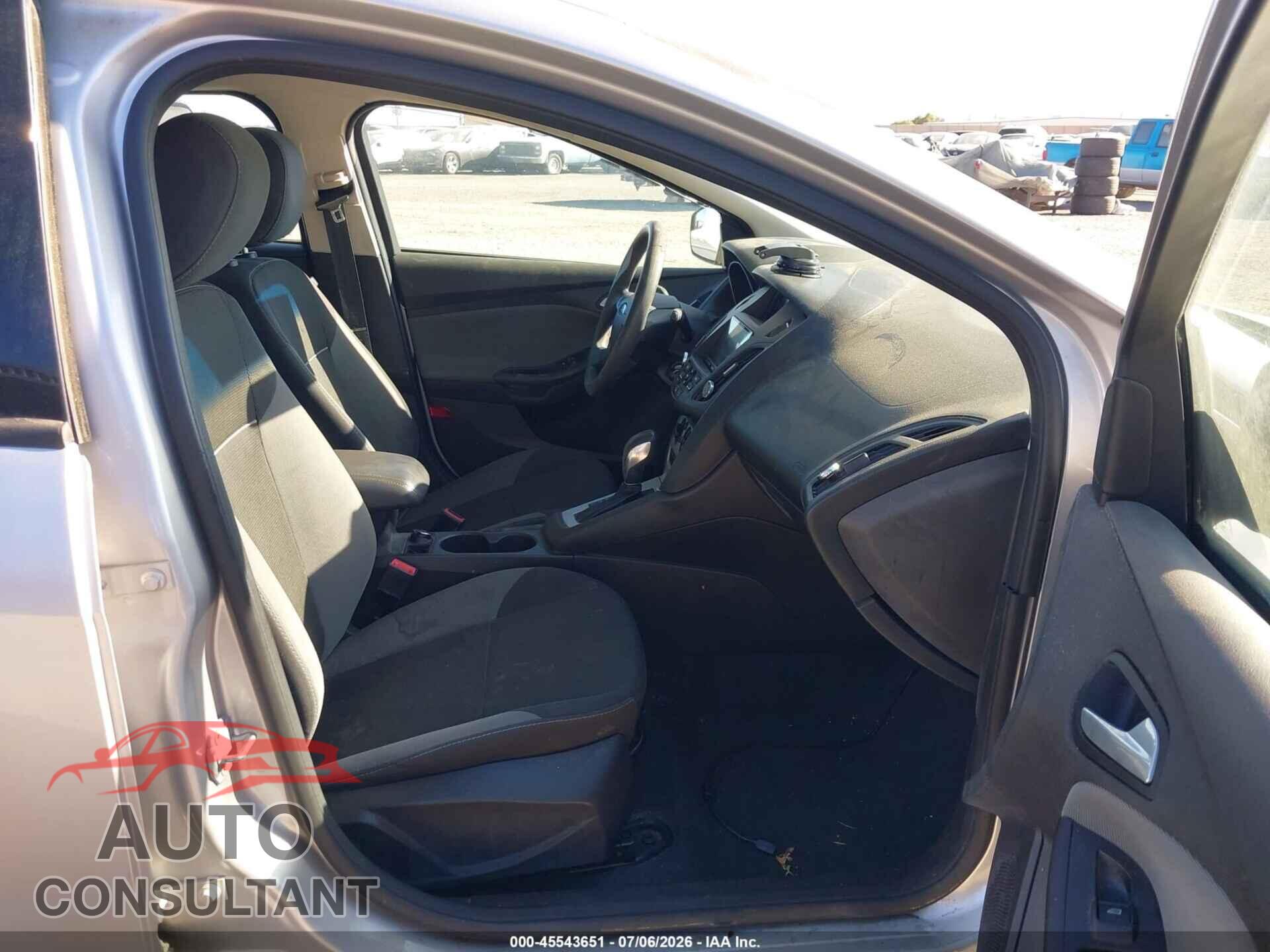 FORD FOCUS 2014 - 1FADP3K23EL110856