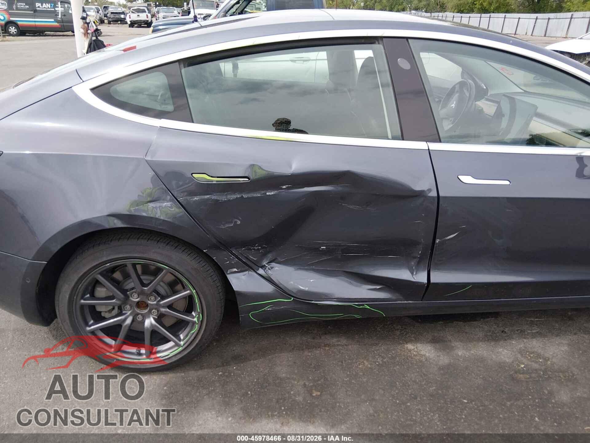 TESLA MODEL 3 2018 - 5YJ3E1EA2JF158493