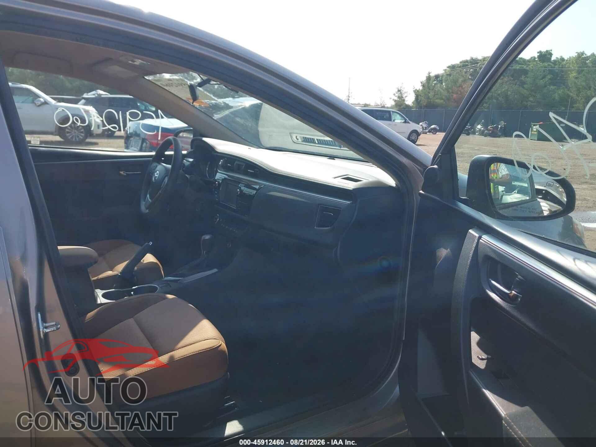 TOYOTA COROLLA 2015 - 5YFBURHE1FP244708