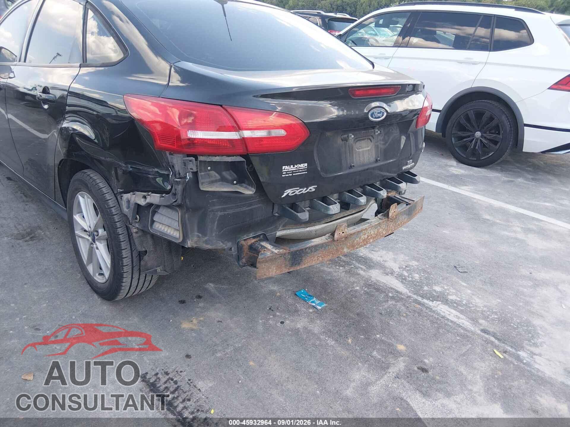 FORD FOCUS 2015 - 1FADP3F25FL367495