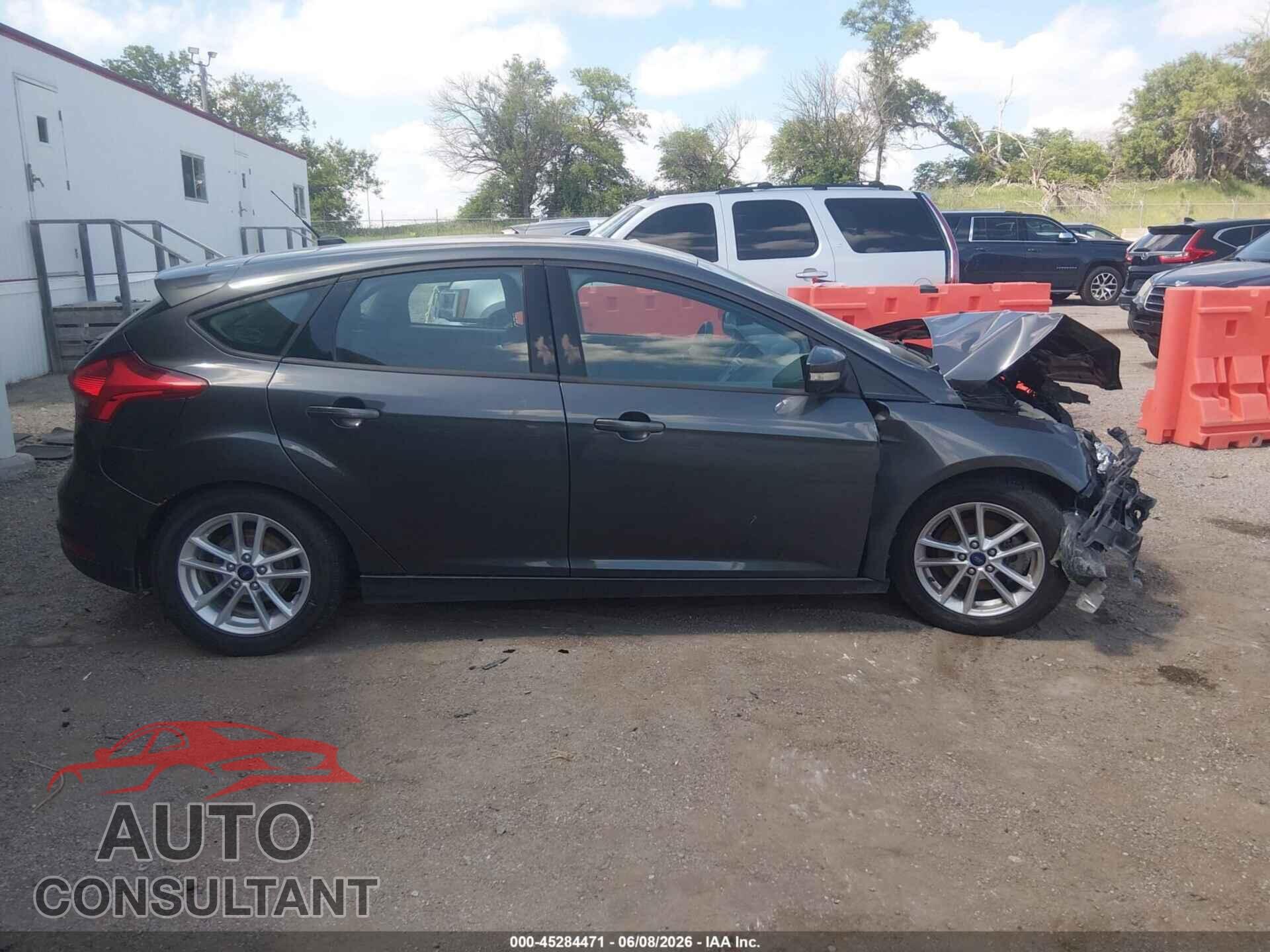 FORD FOCUS 2016 - 1FADP3K22GL361063