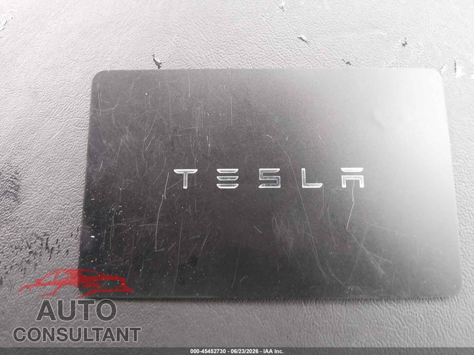 TESLA MODEL Y 2023 - 7SAYGDED5PF945977