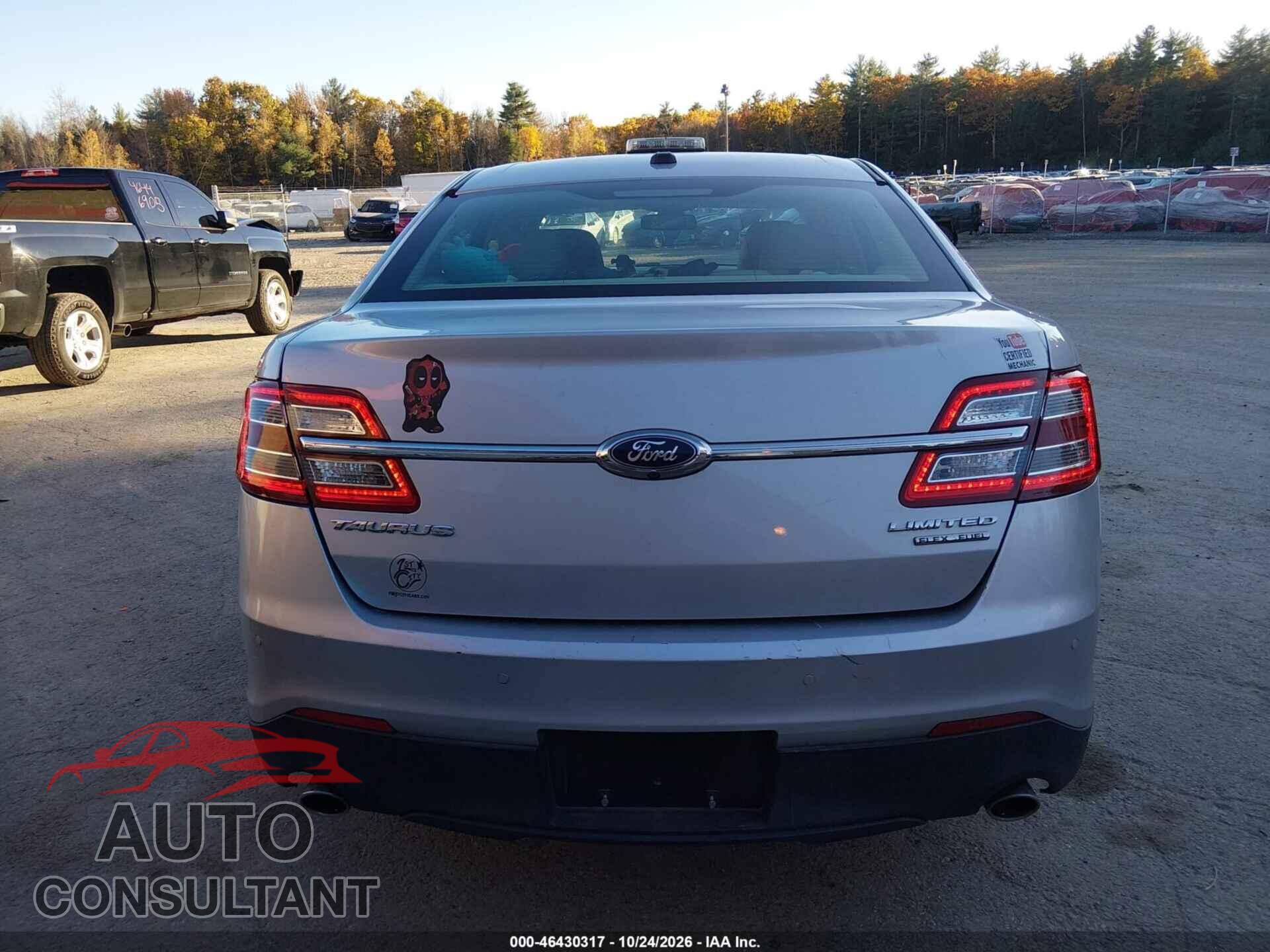 FORD TAURUS 2017 - 1FAHP2F86HG129070
