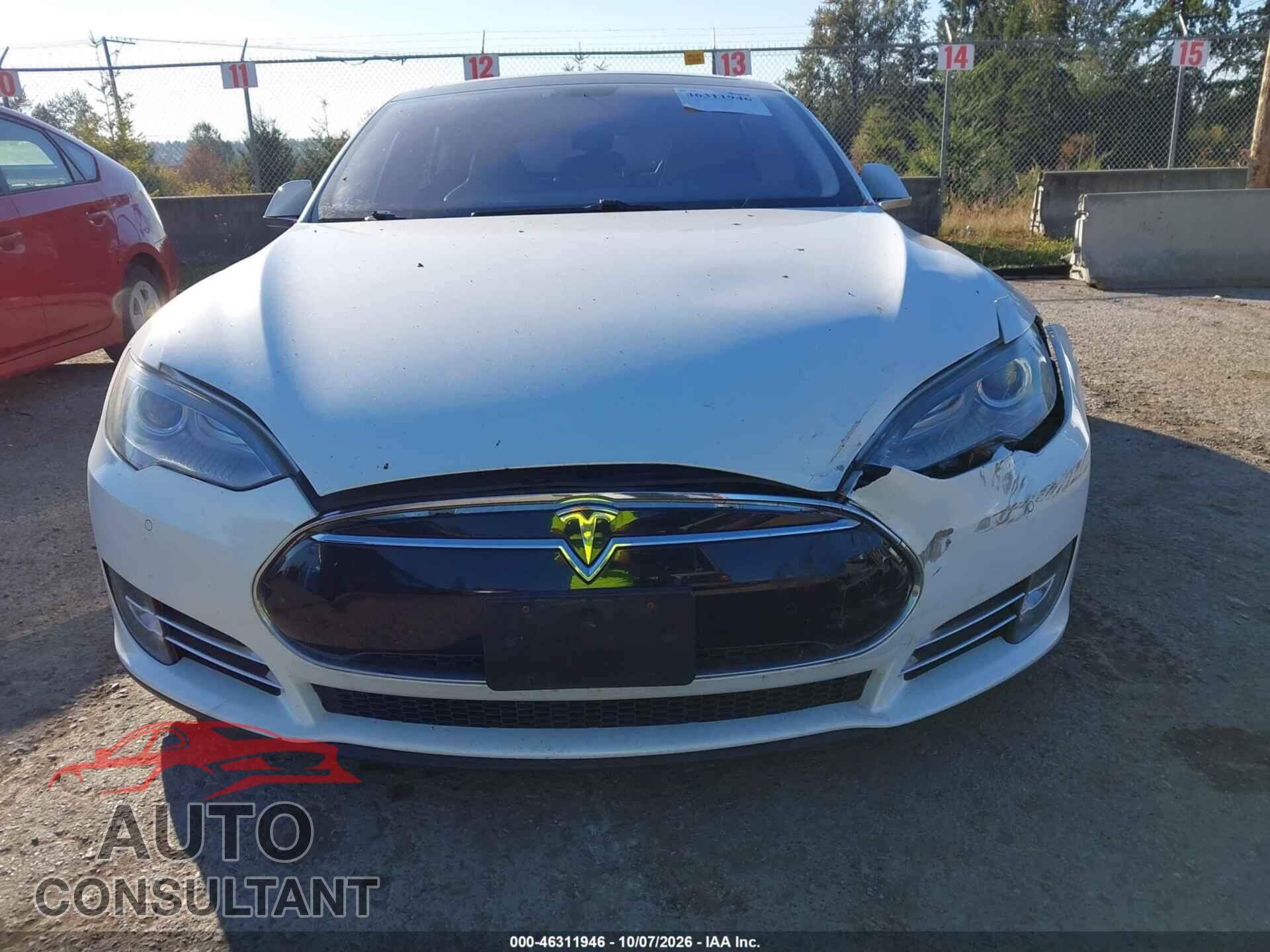 TESLA MODEL S 2013 - 5YJSA1DN3DFP24757