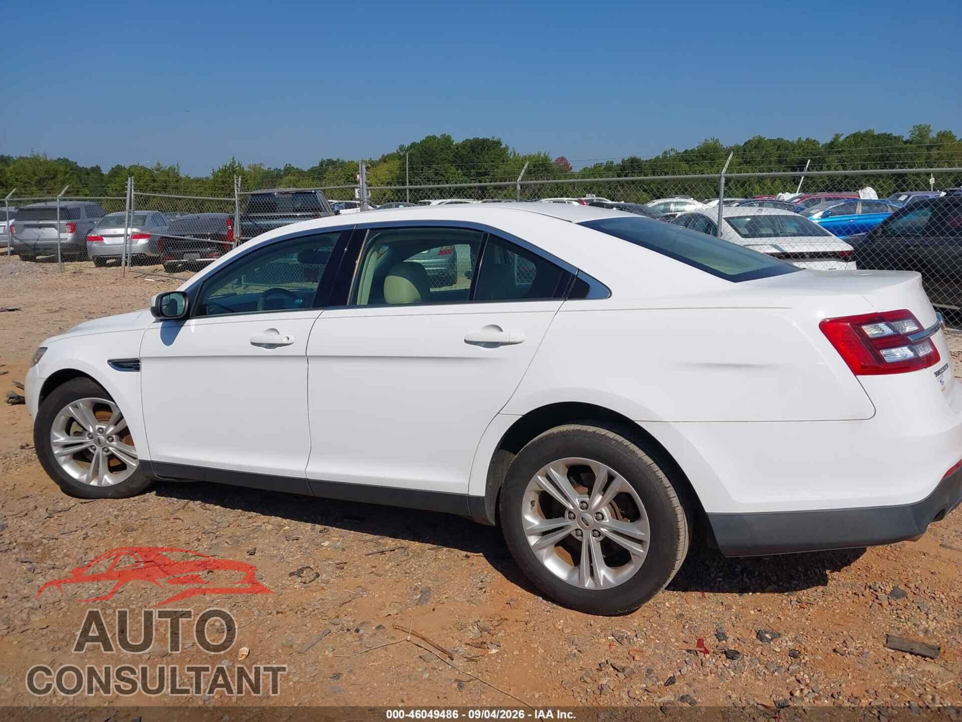 FORD TAURUS 2013 - 1FAHP2E84DG158921