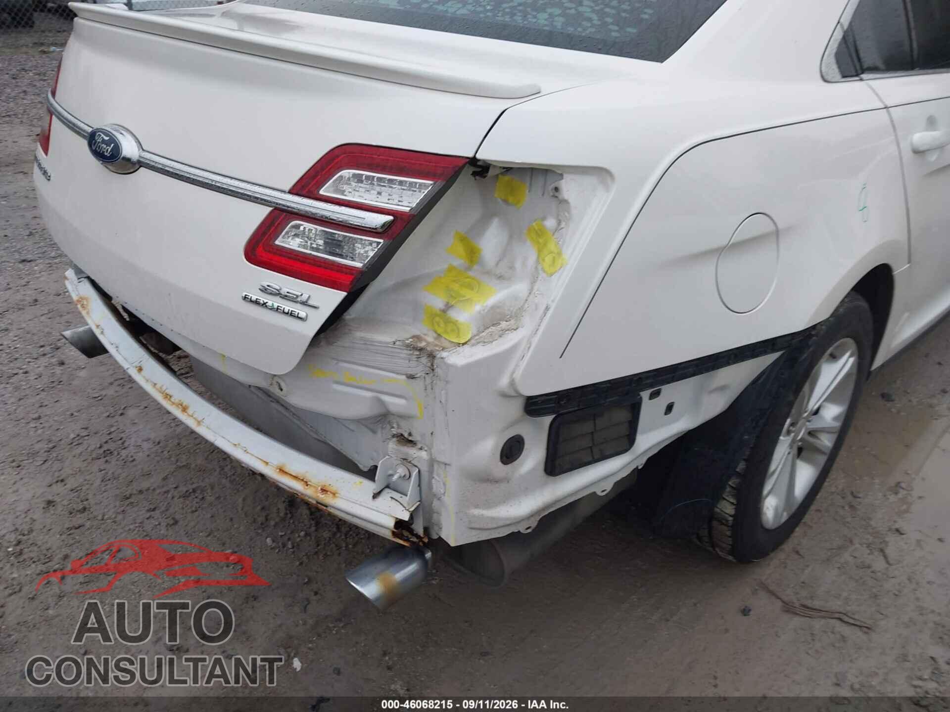 FORD TAURUS 2015 - 1FAHP2E82FG167068
