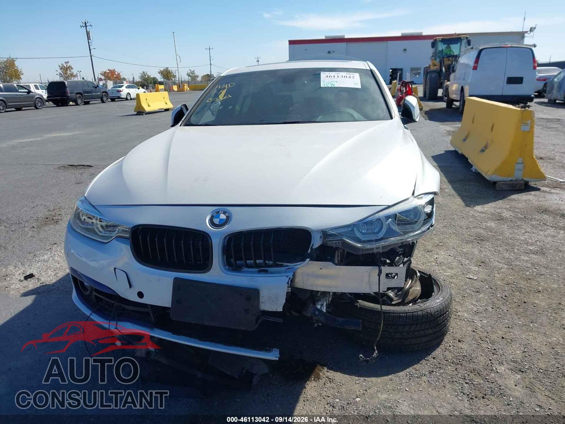 BMW 328I 2016 - WBA8E3G53GNU04105